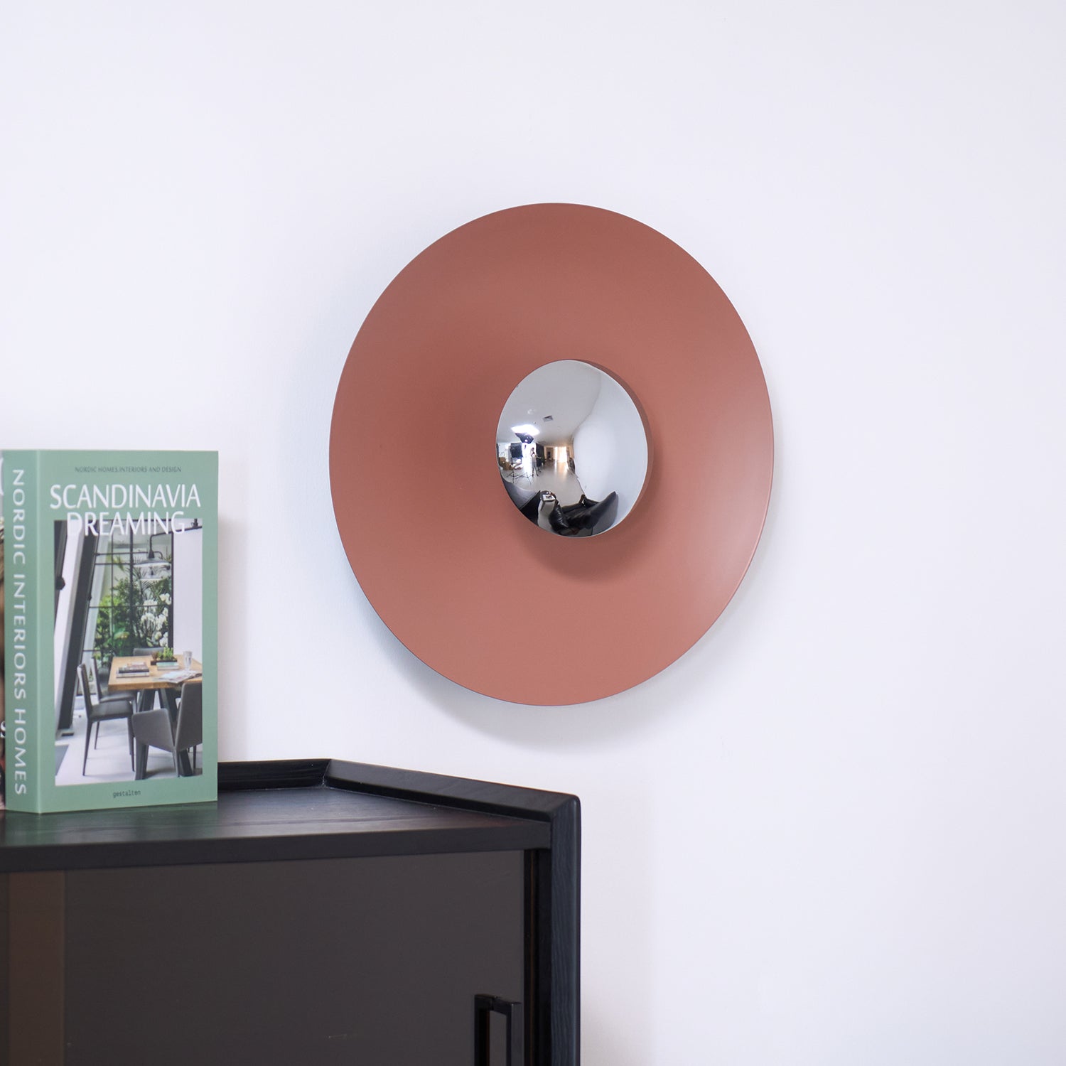 Peacemaker Elegance Simplicity Glow Wall Light - Letslighting