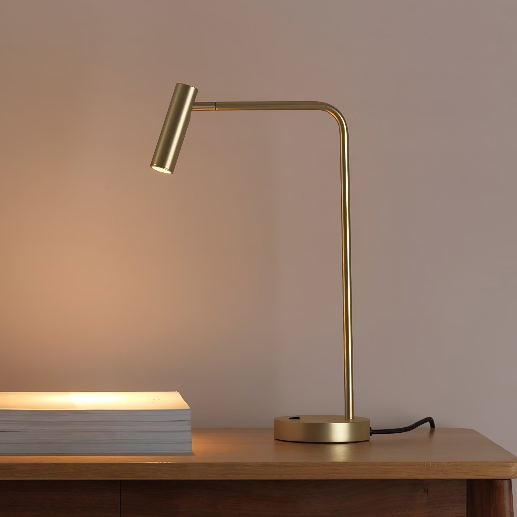 Lumice Miniamlist Table Lamp - Letslighting