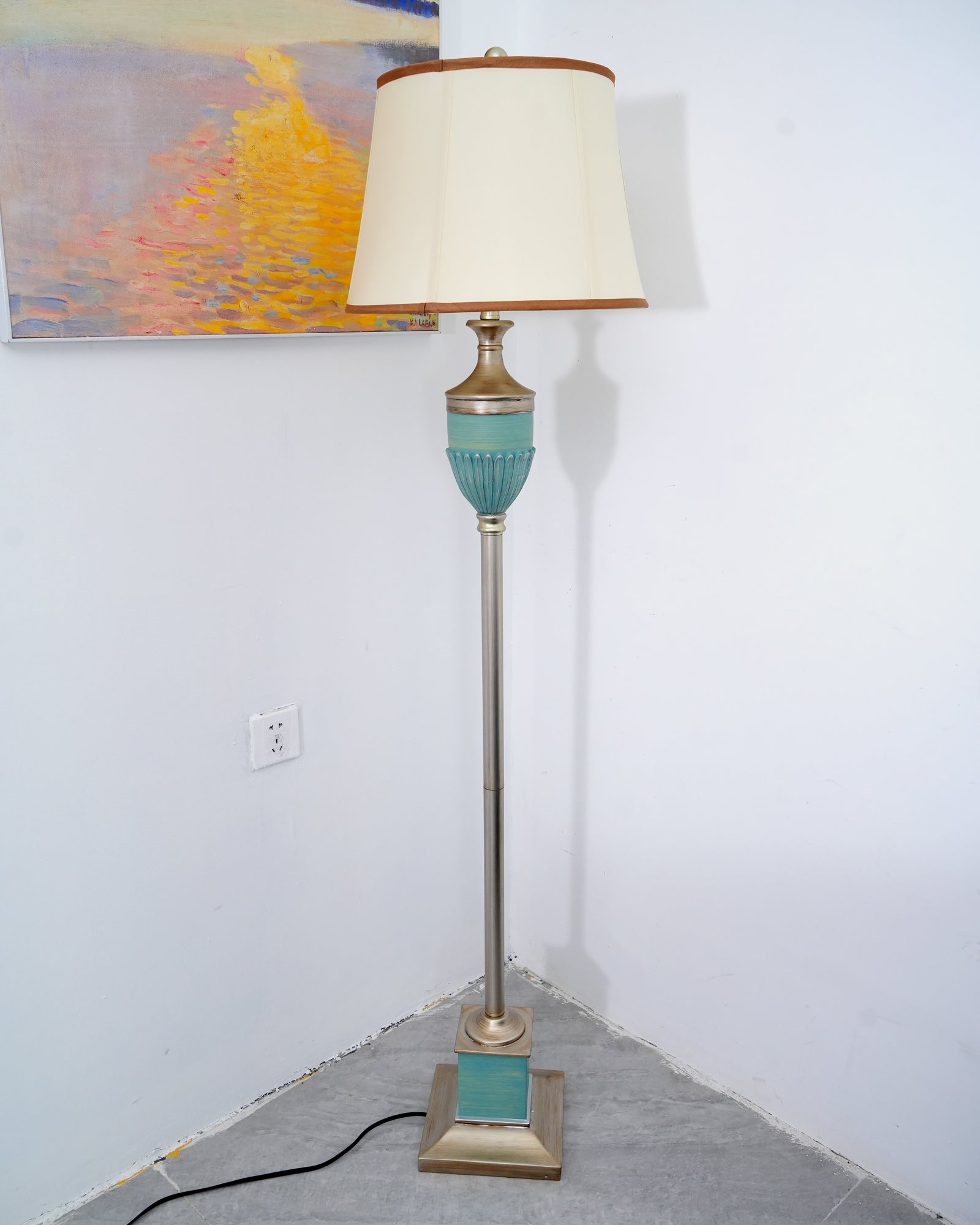 Chester Vintage Resin Floor Lamp - Letslighting