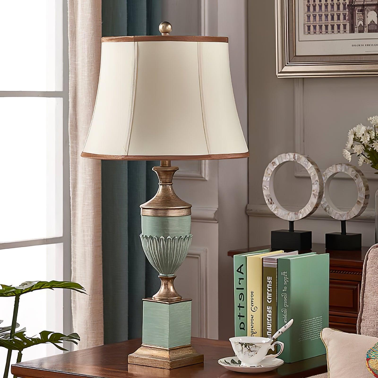 Laura Vintage Resin Table Lamp - Letslighting