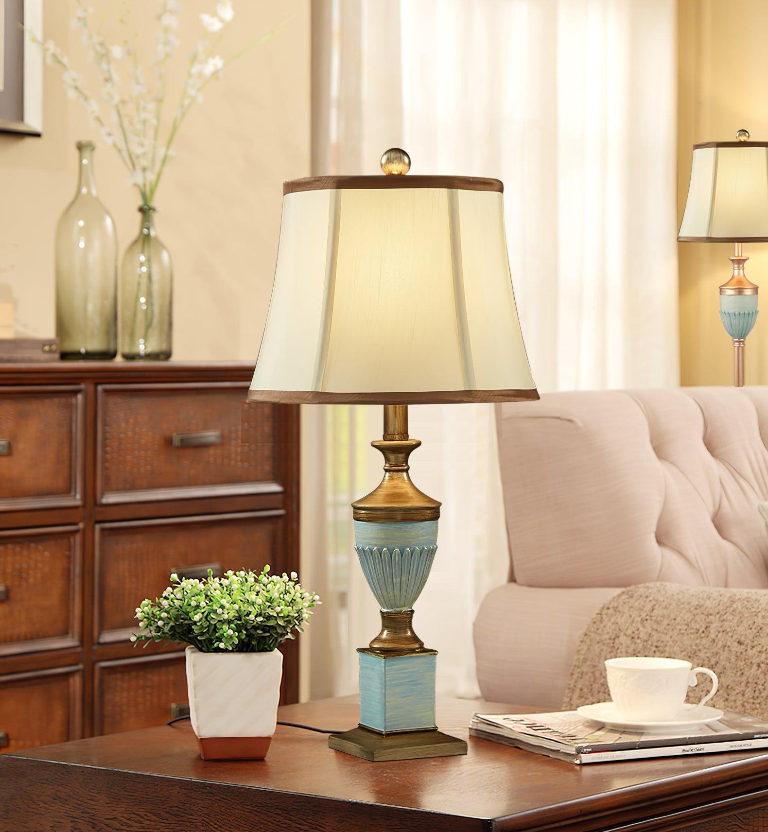 Laura Vintage Resin Table Lamp - Letslighting