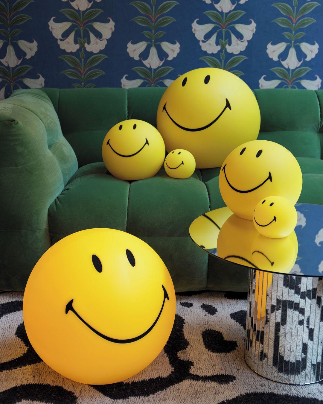 Fiera Plastic Playful Table Lamp - Letslighting