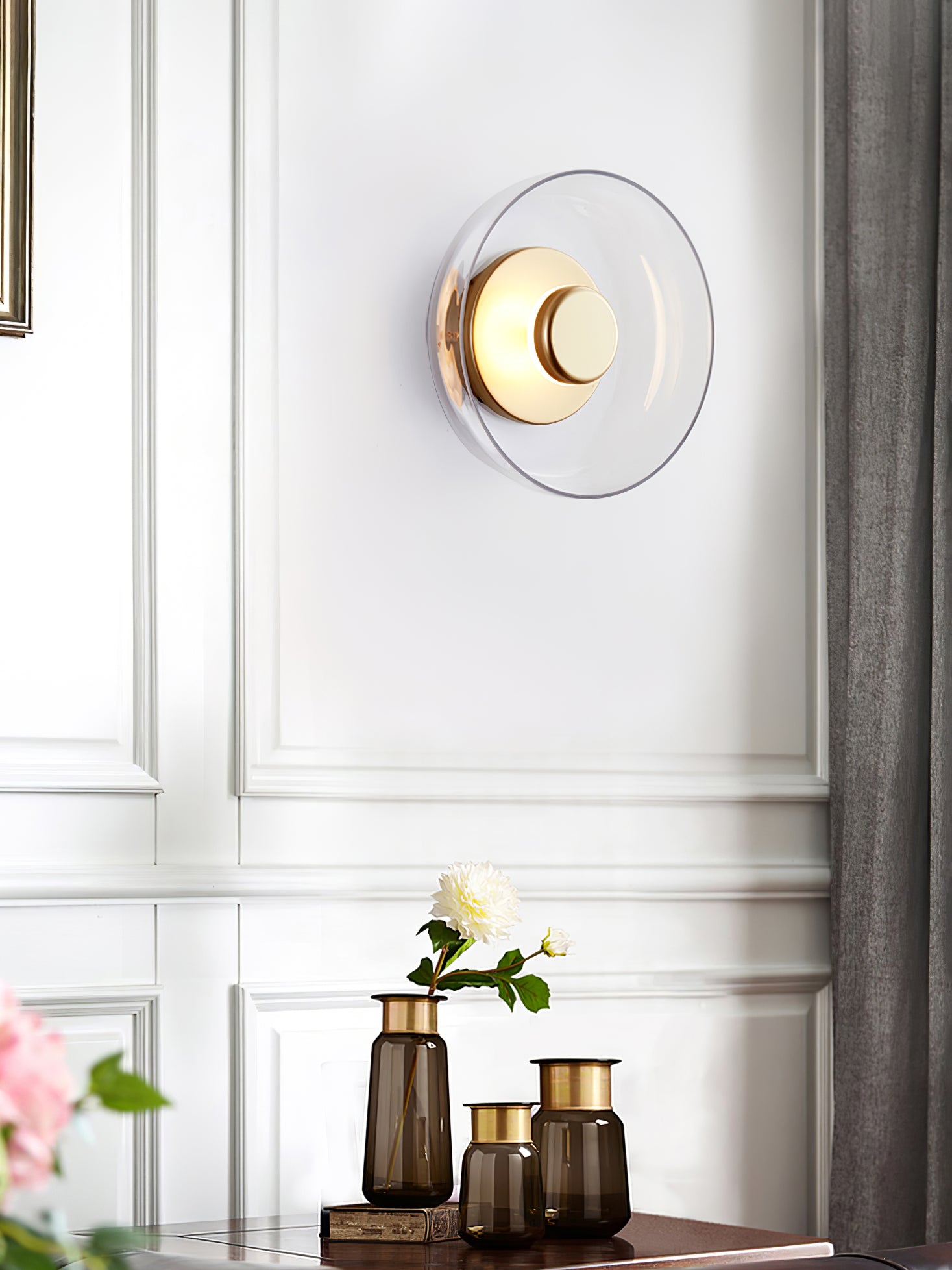 Crux Modern Minimalist Brass Glass Wall Light - Letslighting