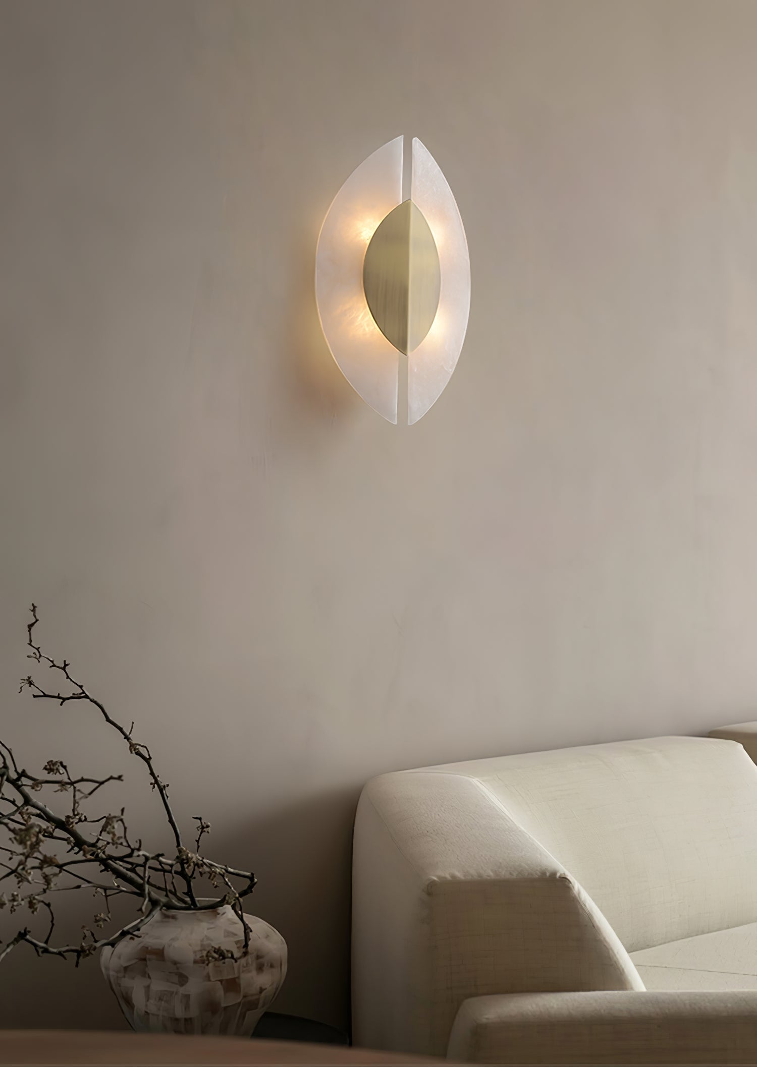 Solari Modern Alabaster Sconce