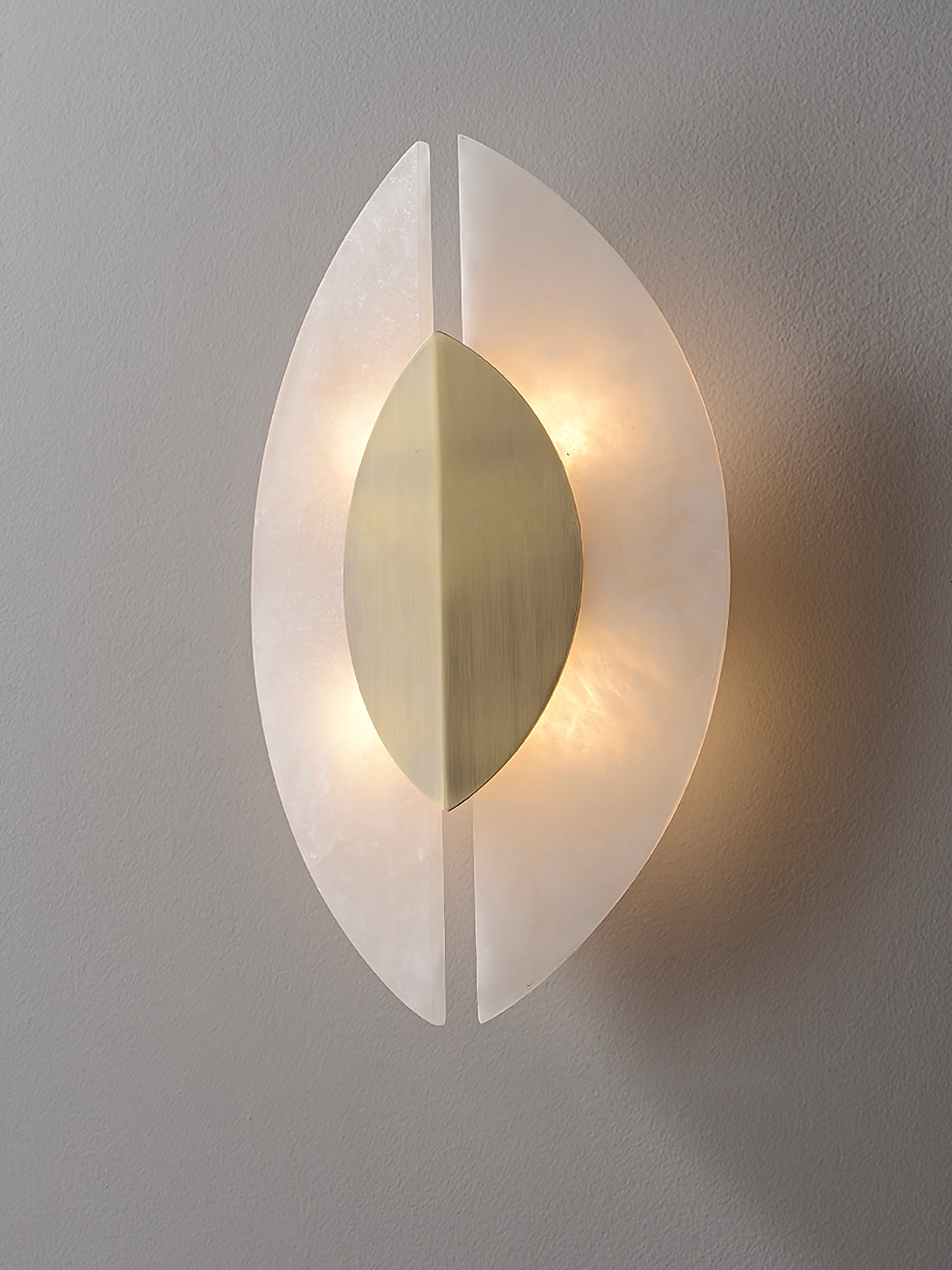 Solari Modern Alabaster Sconce