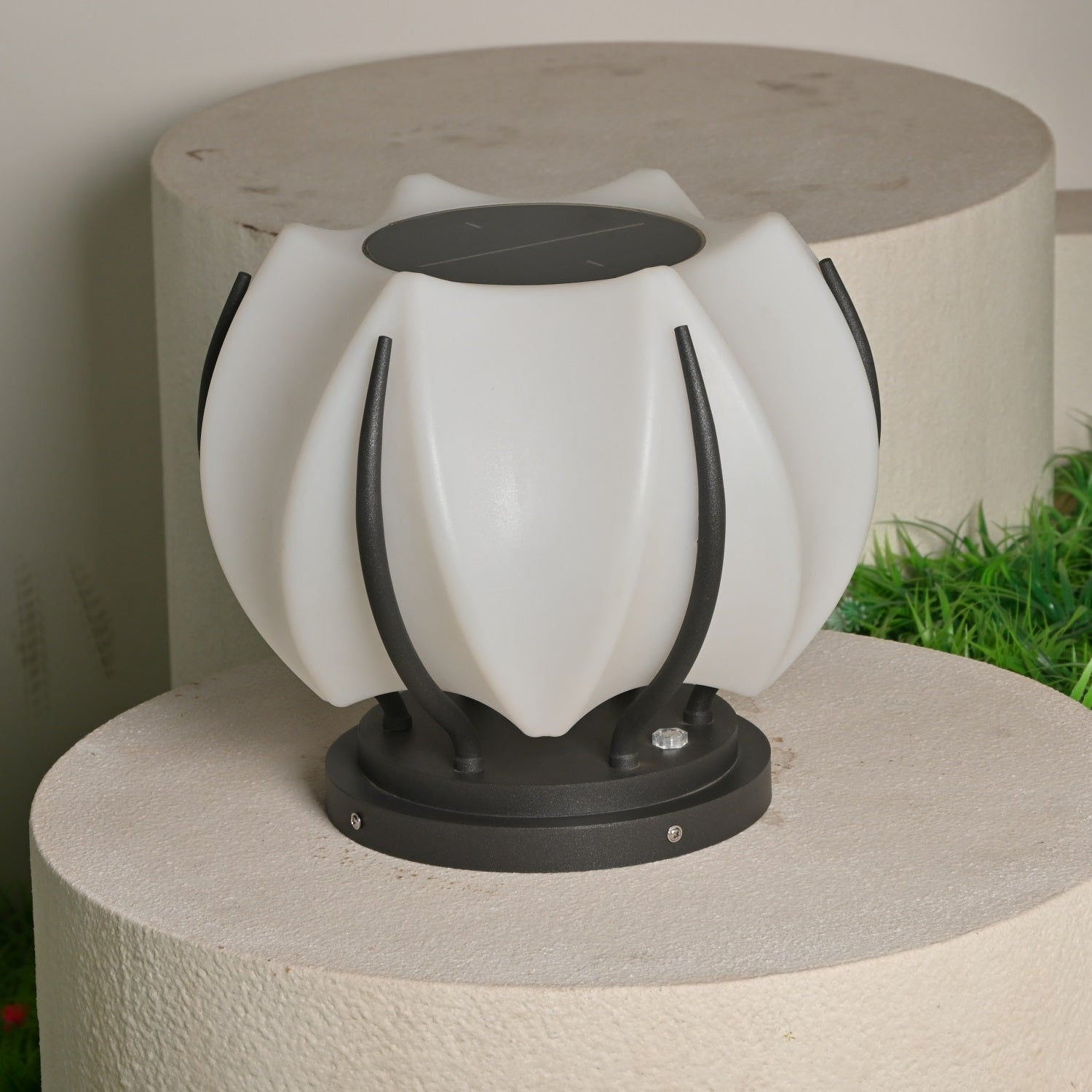 Leon Minimalist Outdoor Light - Letslighting