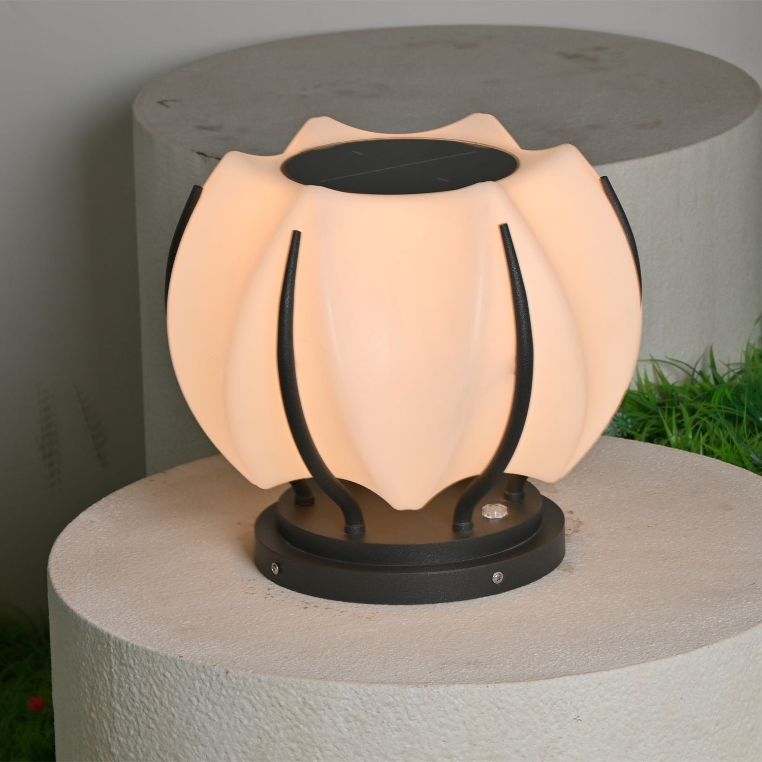 Leon Minimalist Outdoor Light - Letslighting