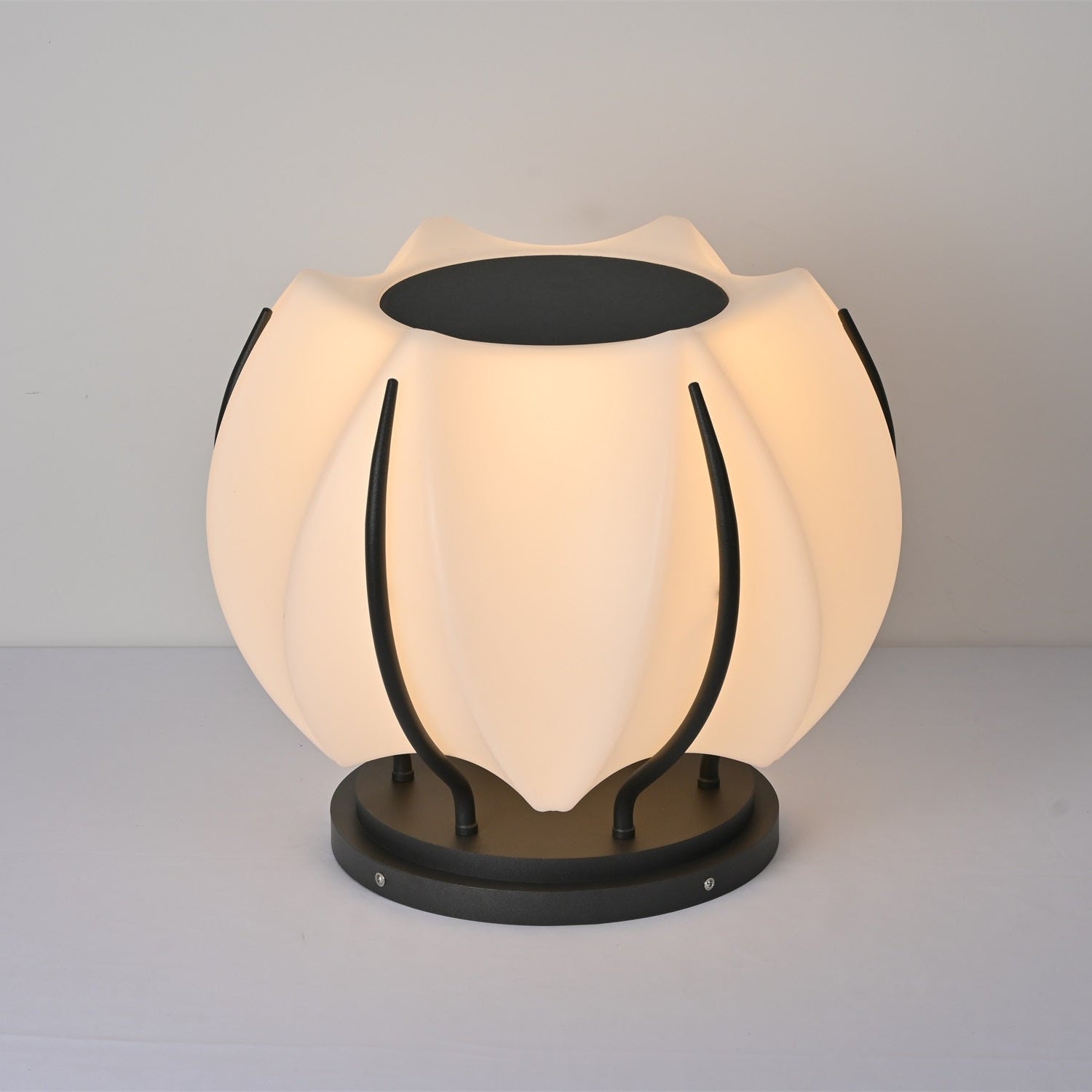 Leon Minimalist Outdoor Light - Letslighting