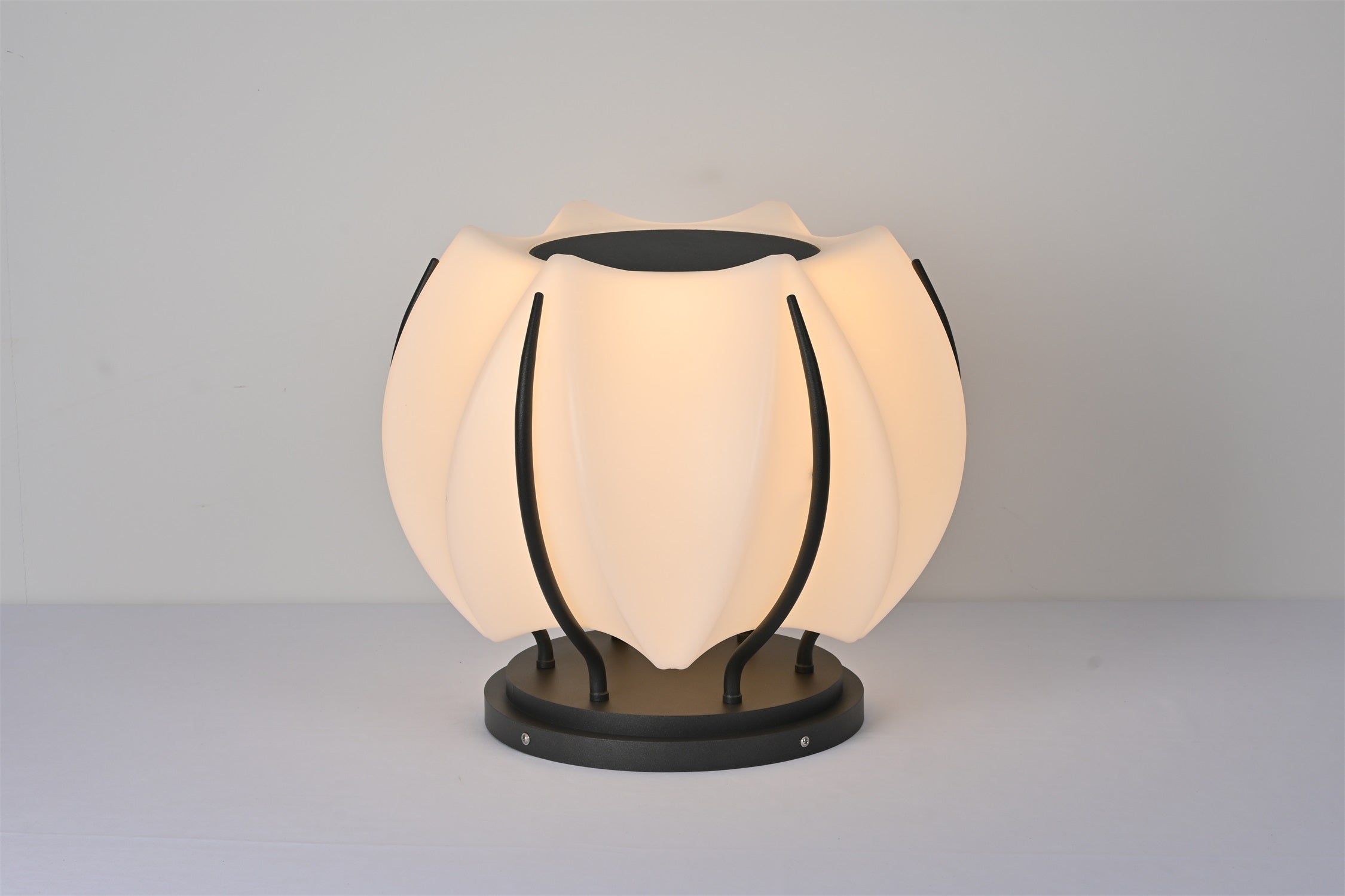 Leon Minimalist Outdoor Light - Letslighting