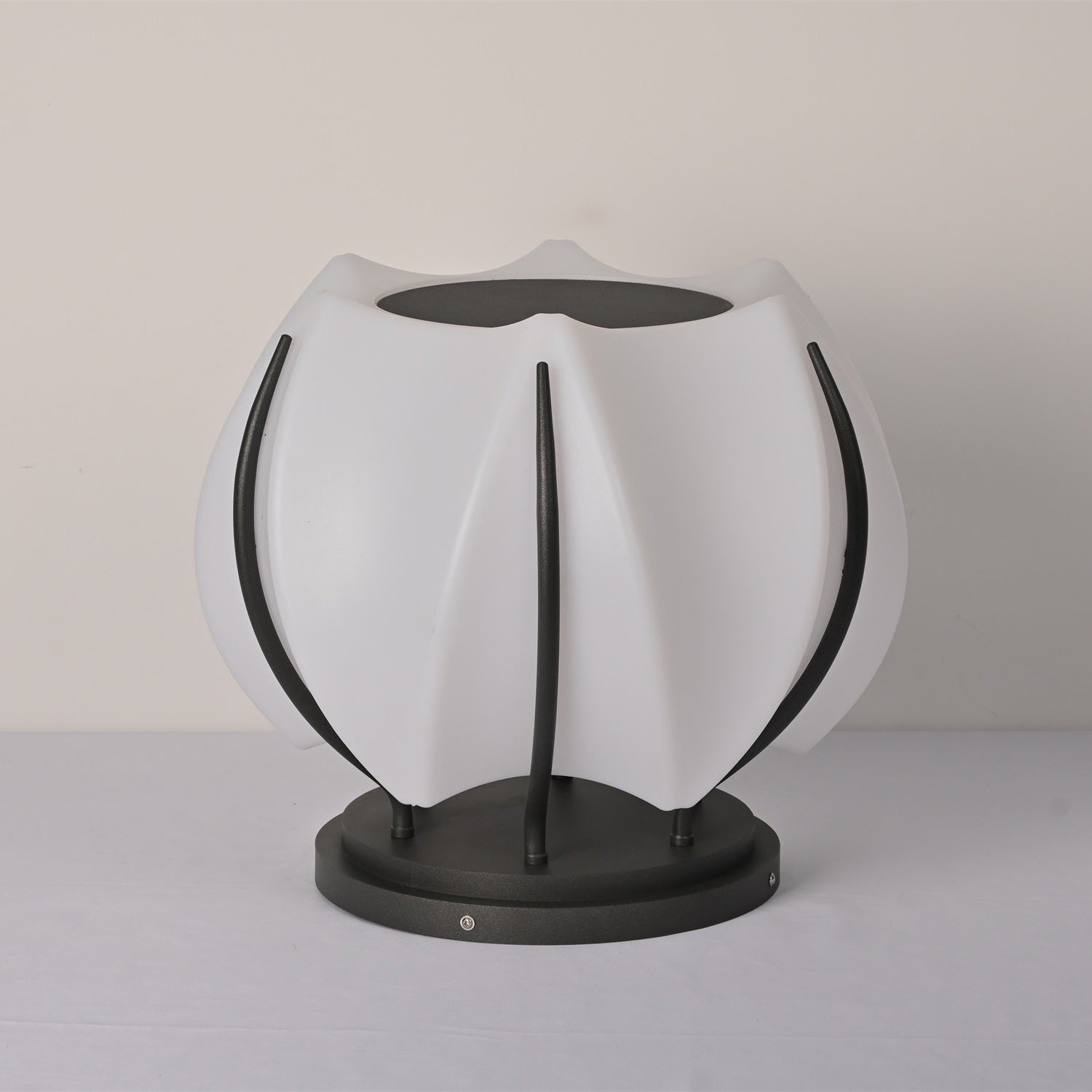 Leon Minimalist Outdoor Light - Letslighting