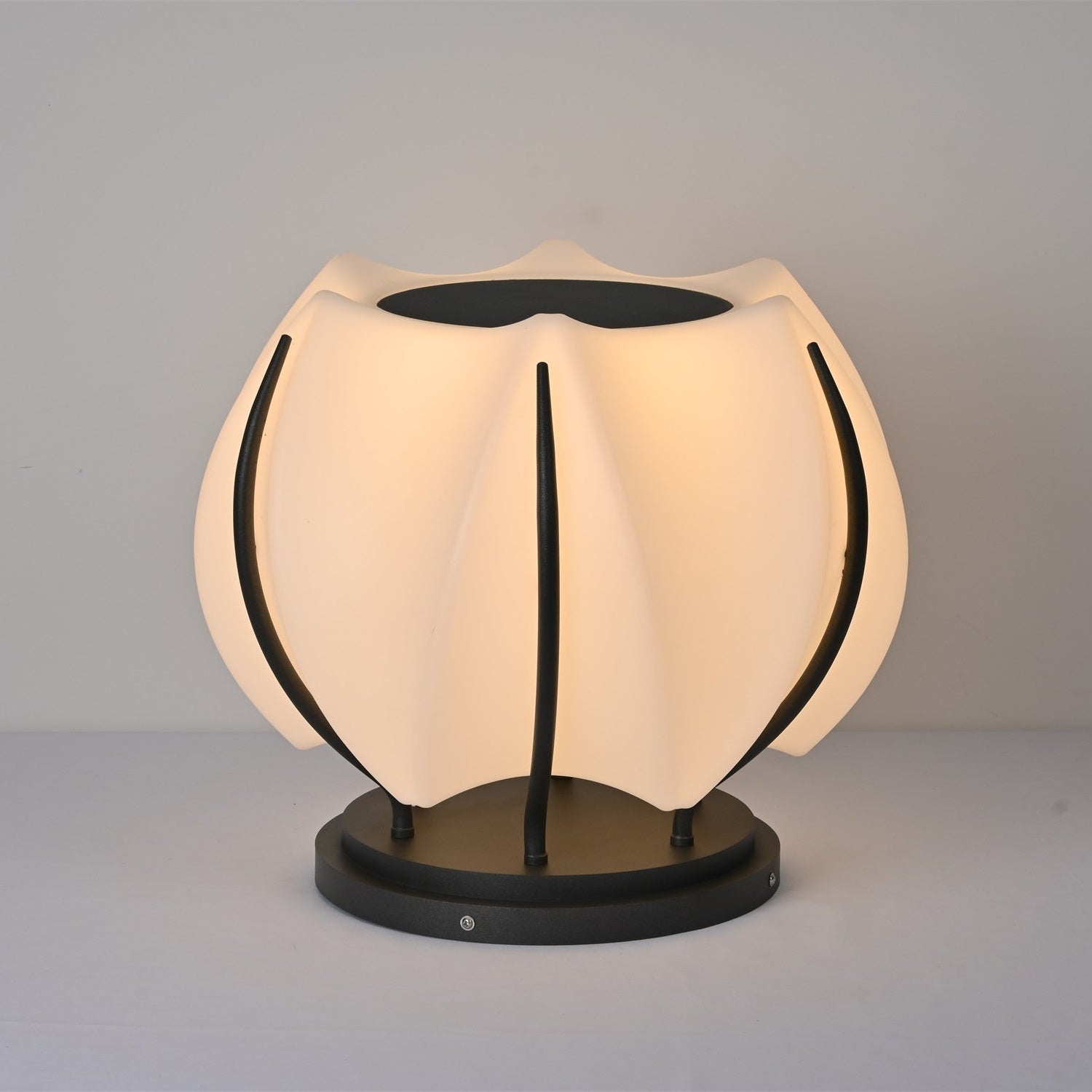Leon Minimalist Outdoor Light - Letslighting