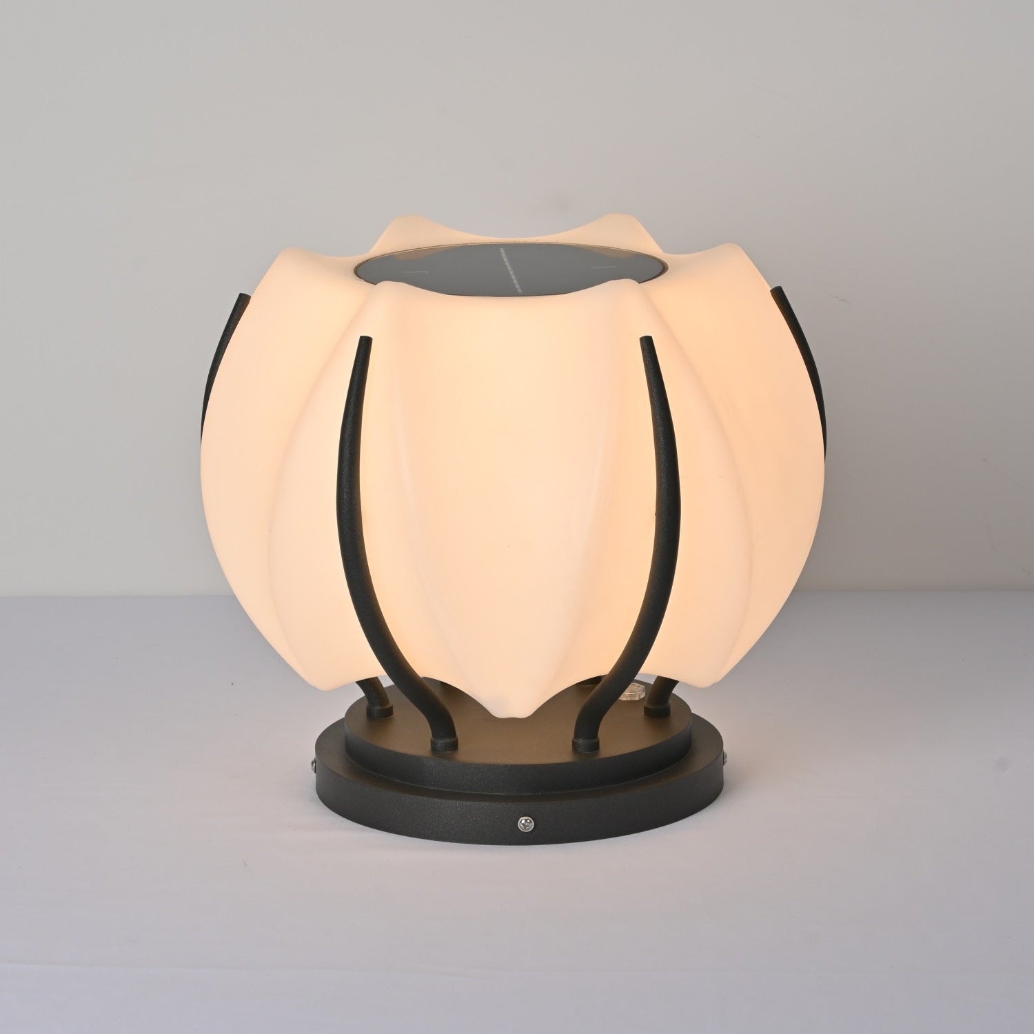 Leon Minimalist Outdoor Light - Letslighting