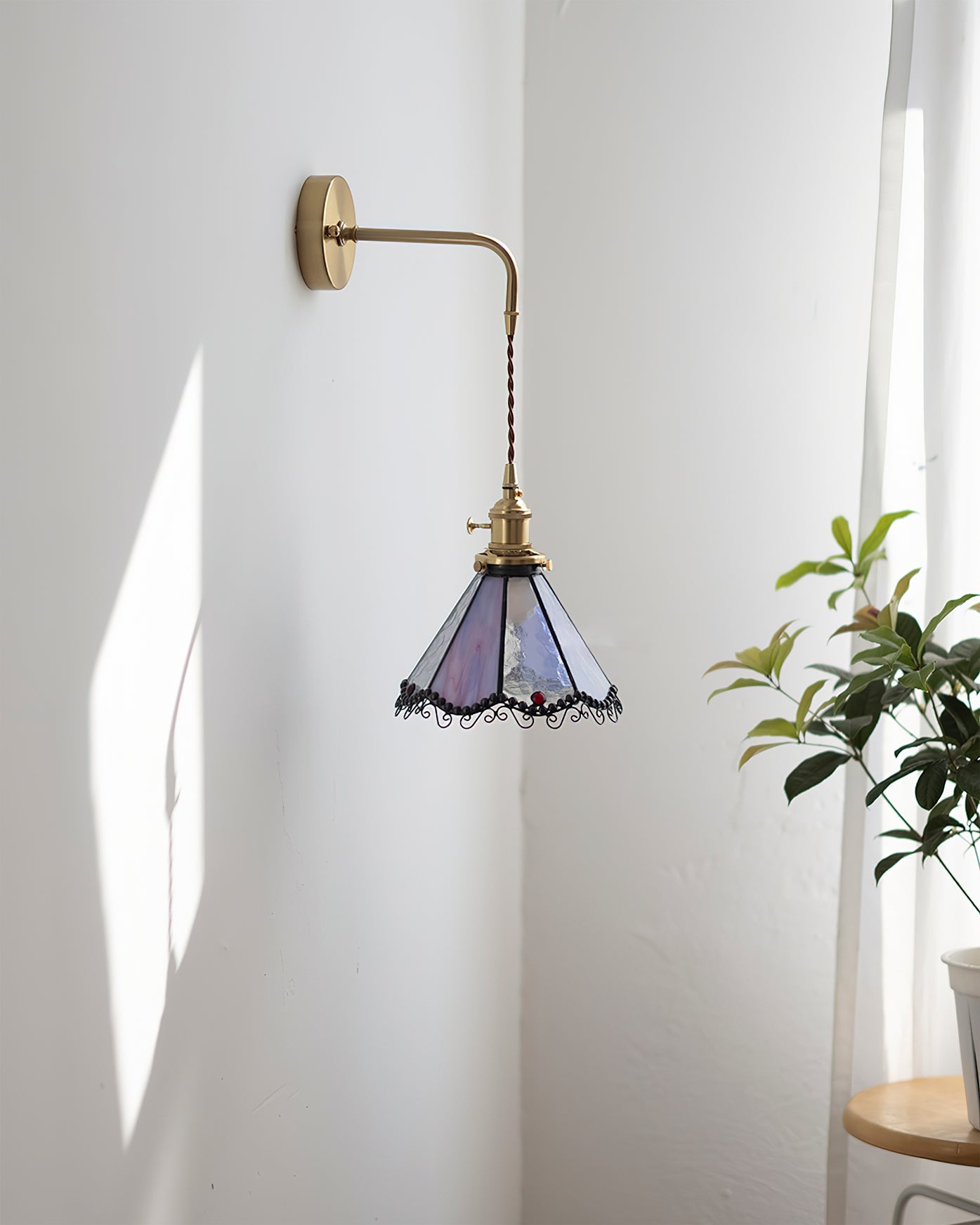 Tiffany Serena Wall Light - Letslighting