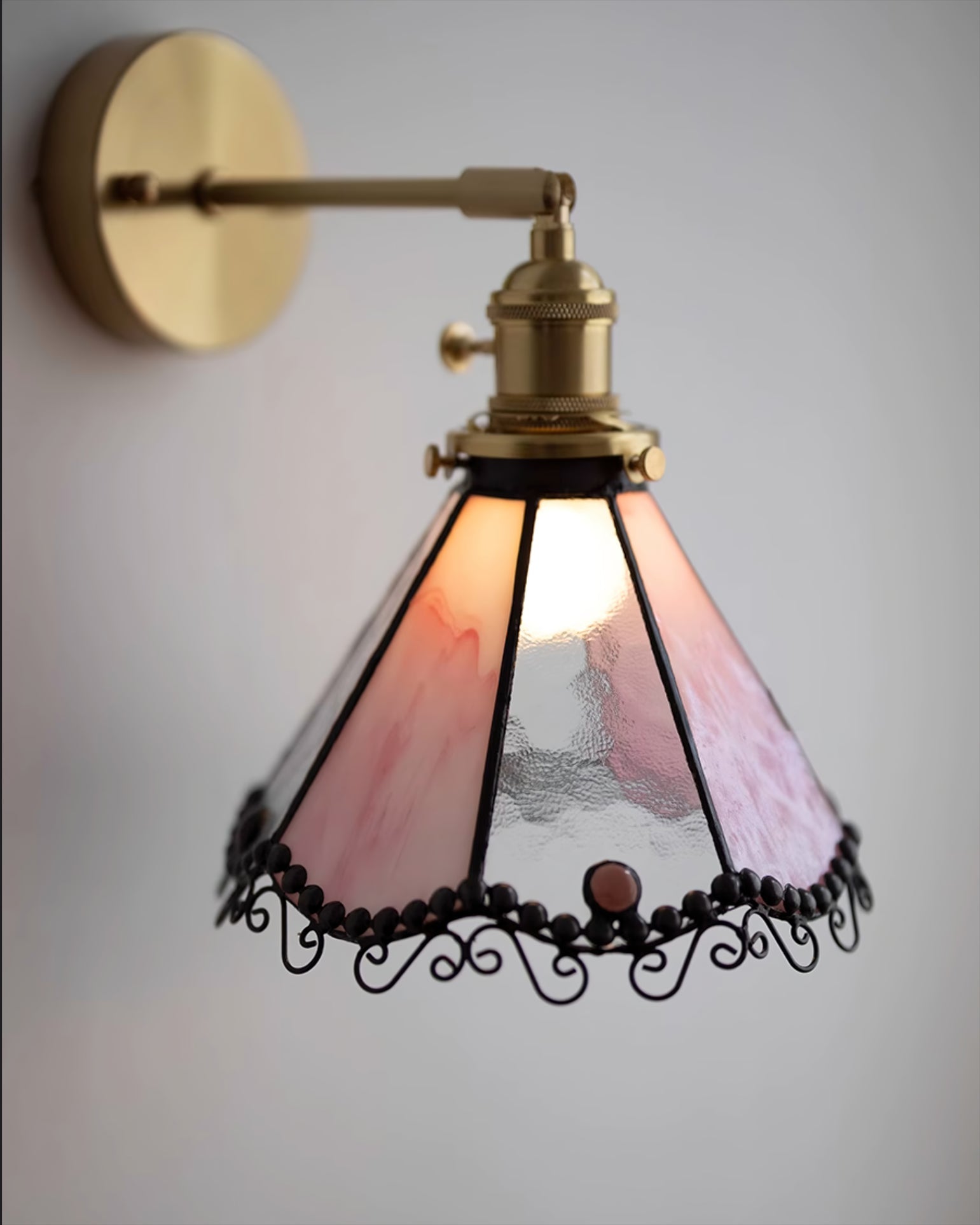 Tiffany Serena Wall Light - Letslighting