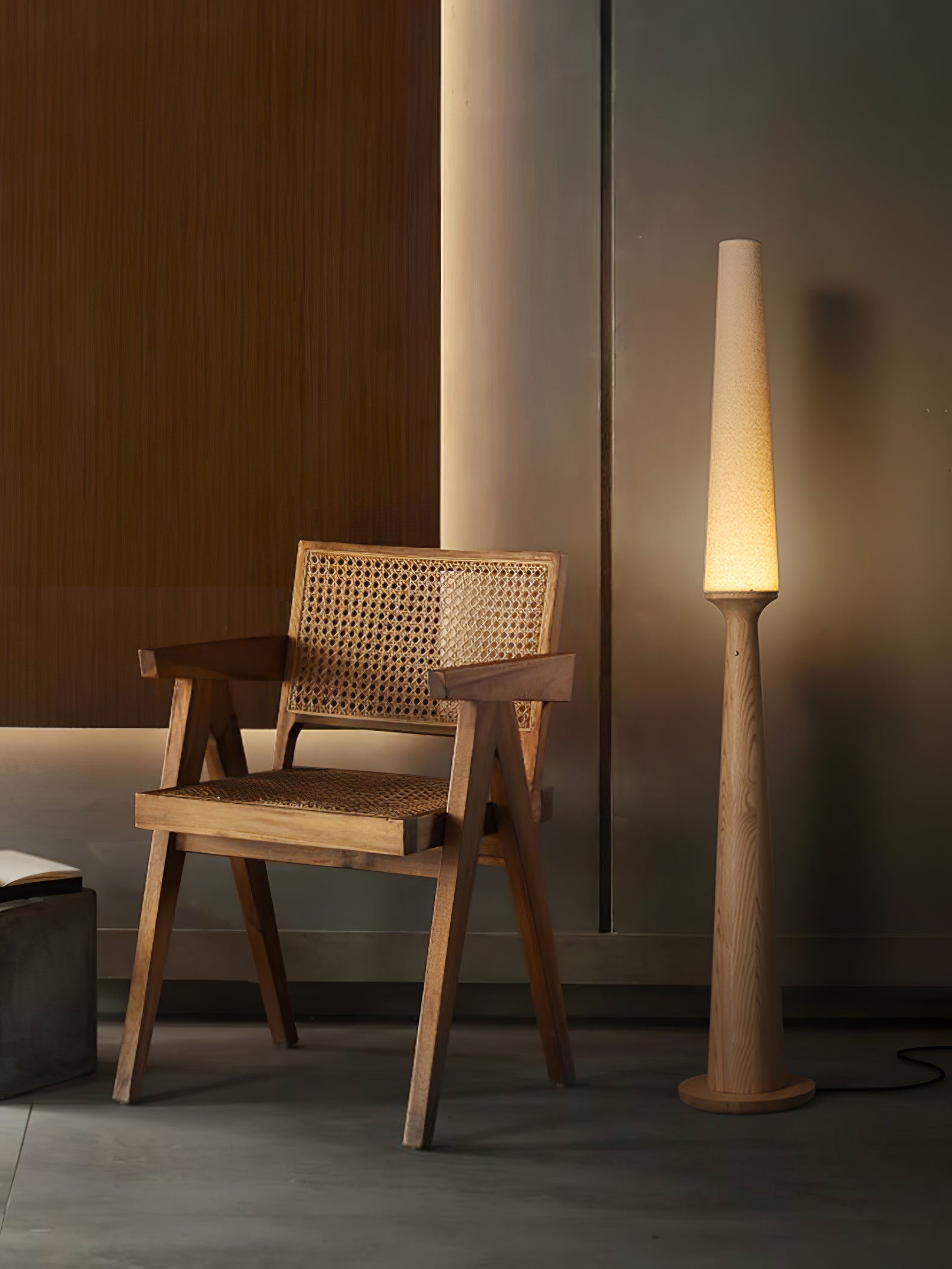 Vetheora Tapered Wood Floor Lamp - Letslighting