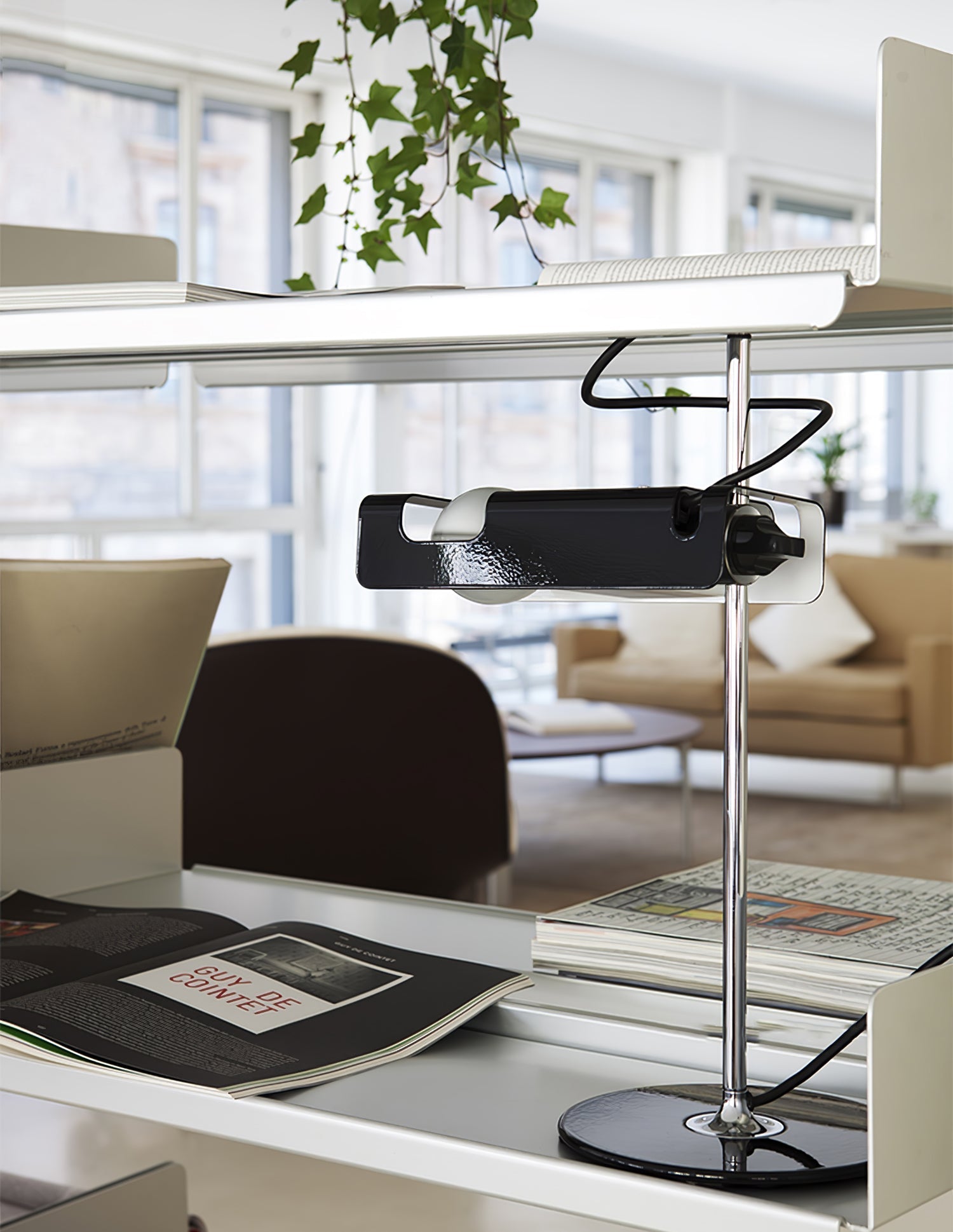 Lumousin Futuristic Table Lamp - Letslighting