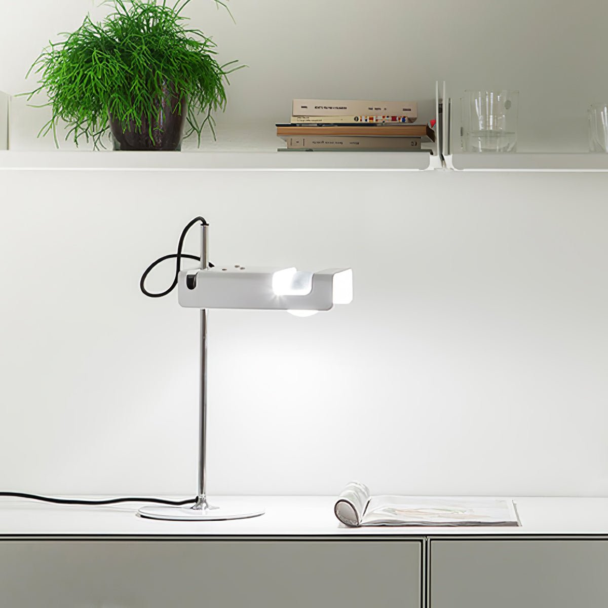 Lumousin Futuristic Table Lamp - Letslighting