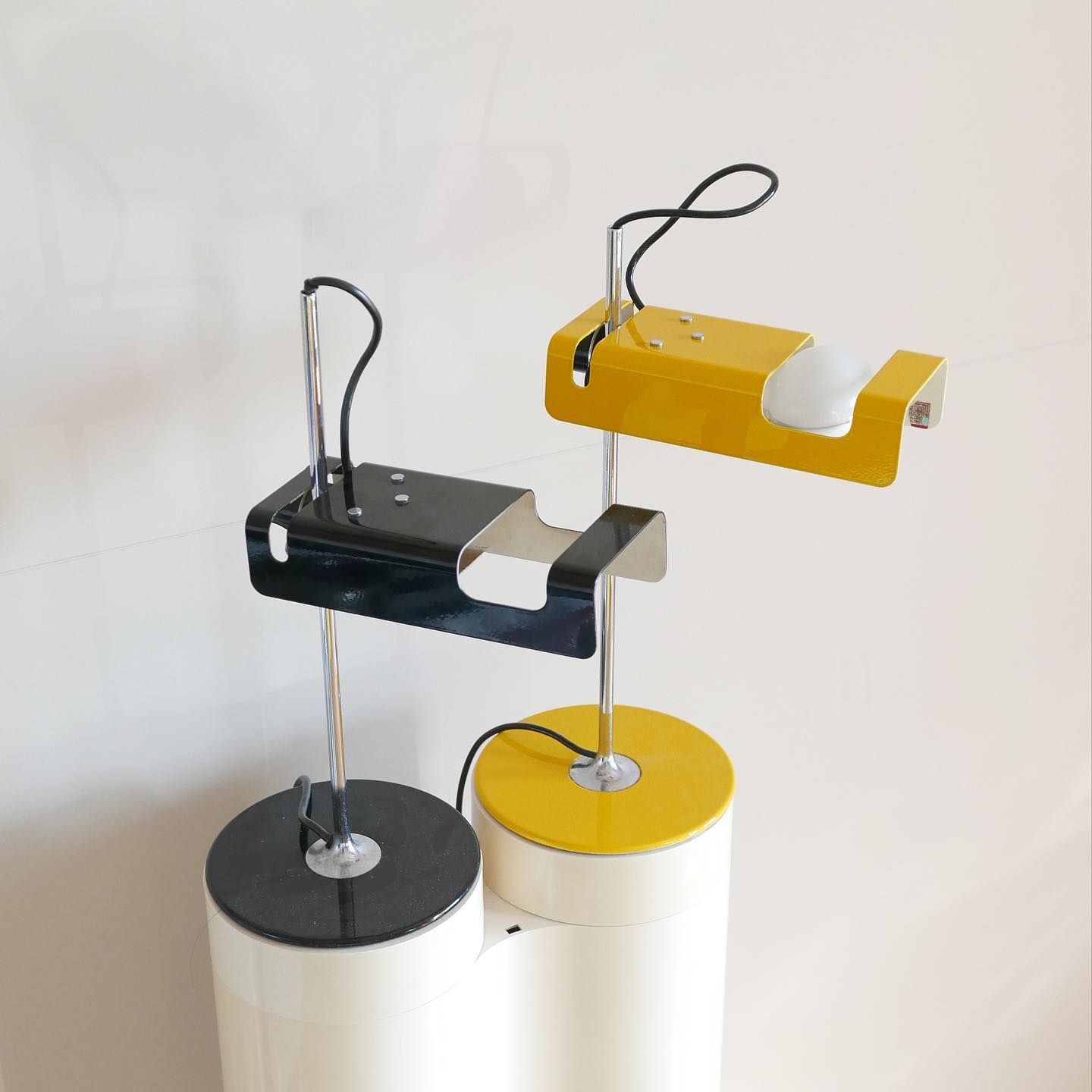 Lumousin Futuristic Table Lamp - Letslighting