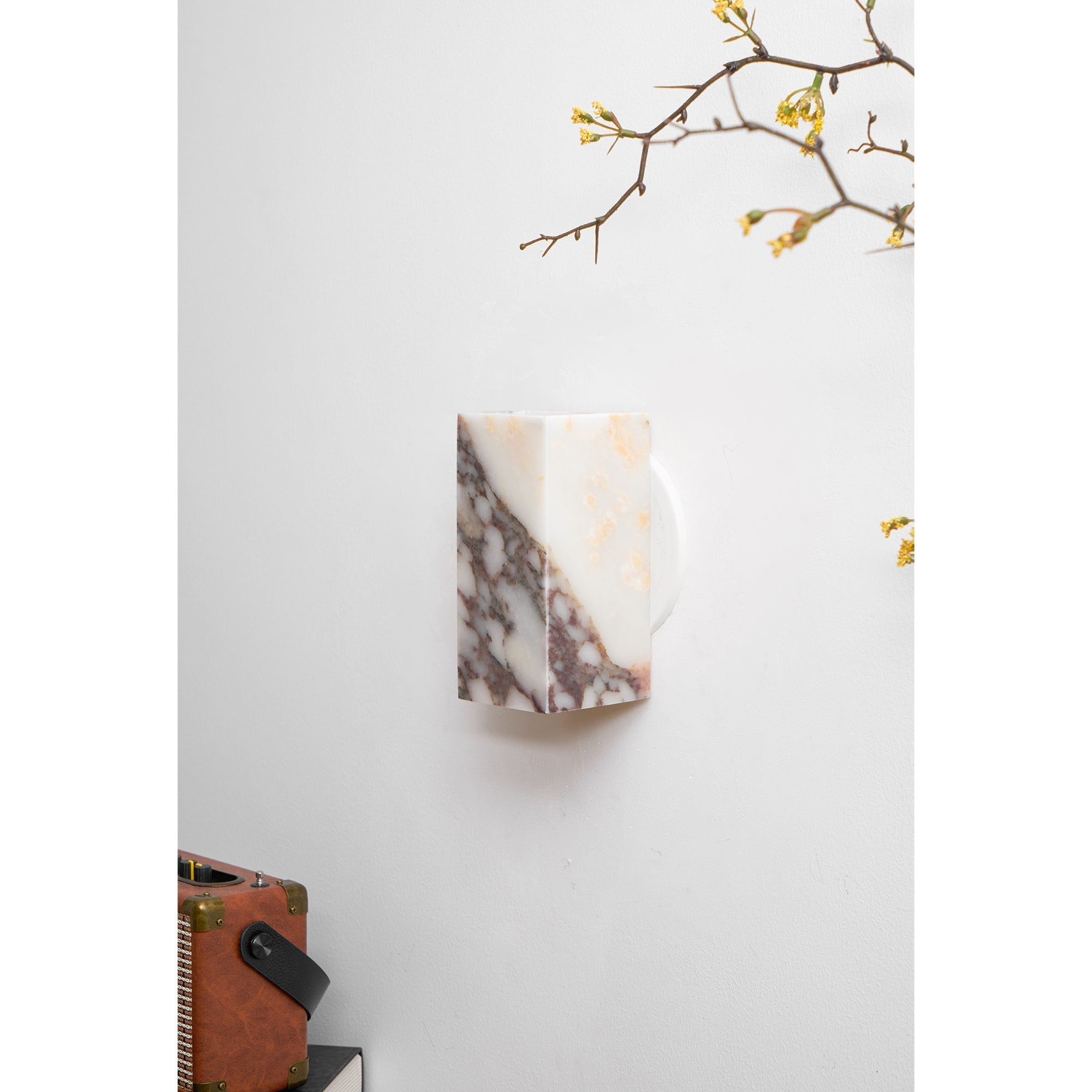 Illaee Modern Minimalist Square Marble Wall Lamp - Letslighting
