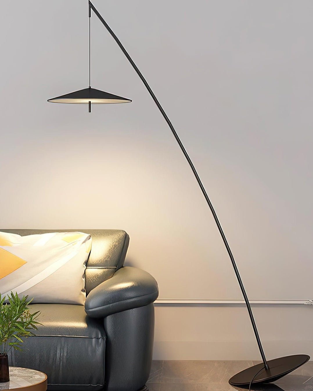 Arcana Black Minimalist Floor Lamp - Letslighting