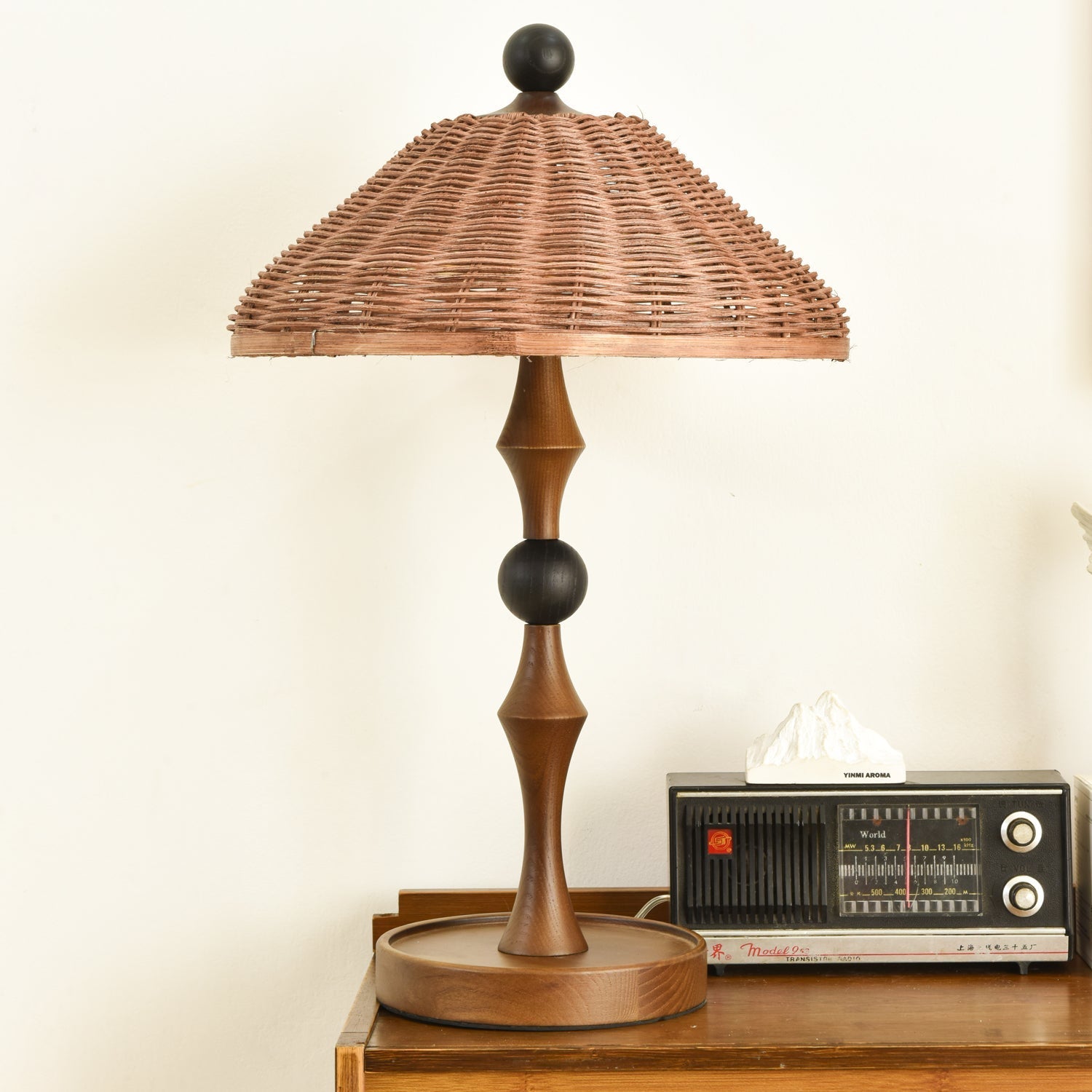 Miran Wood Rattan Vintage Table Lamp - Letslighting