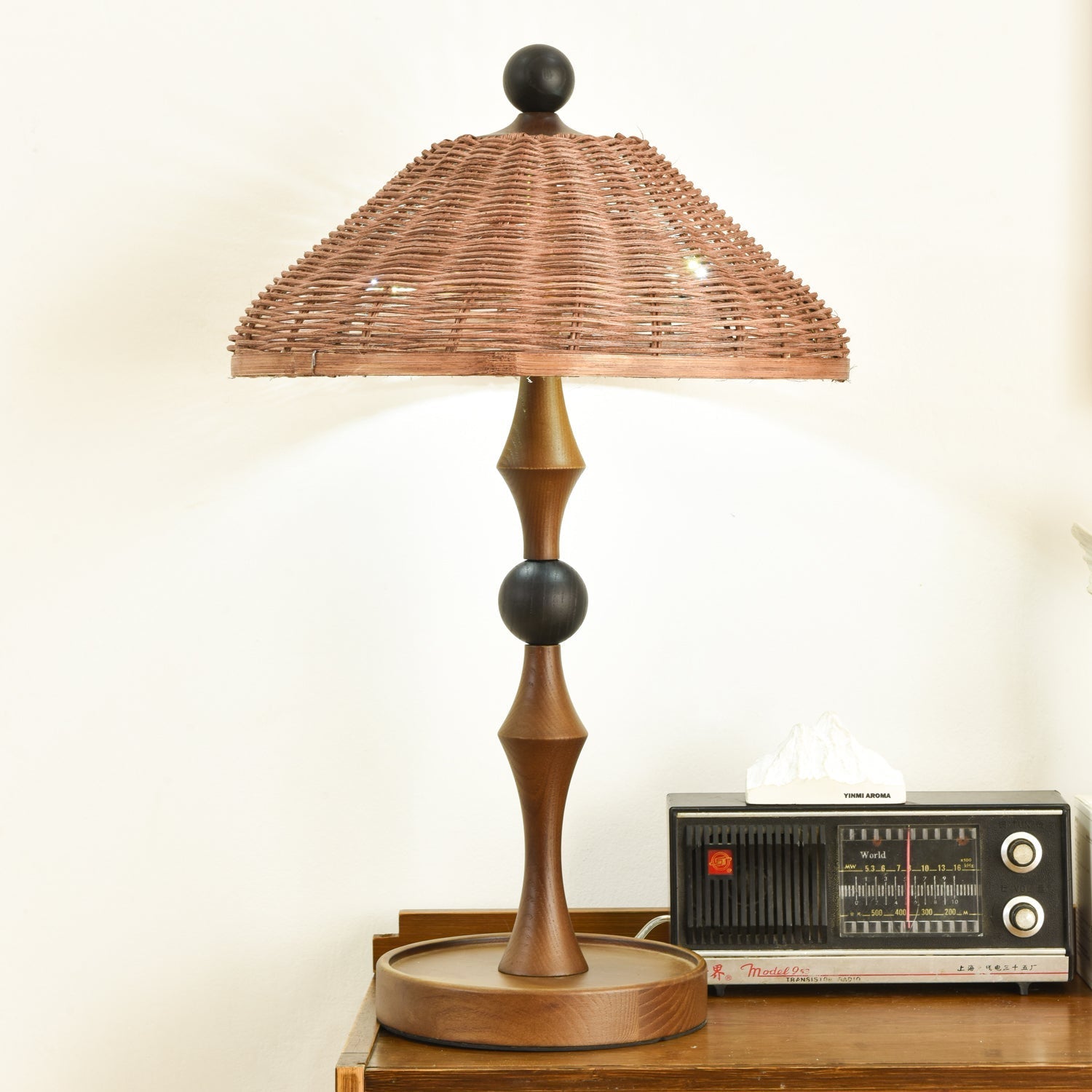 Miran Wood Rattan Vintage Table Lamp - Letslighting