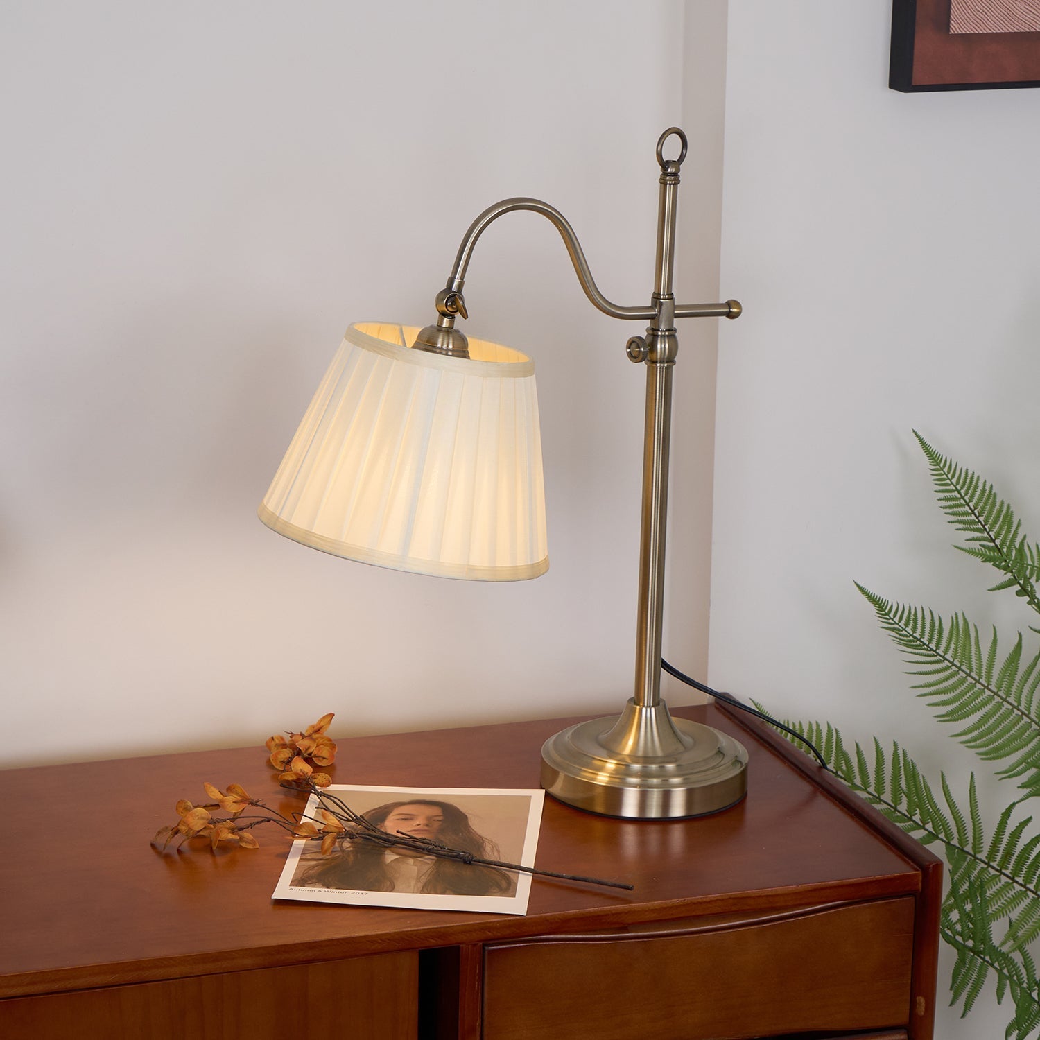 Katie Vintage Table Lamp - Letslighting