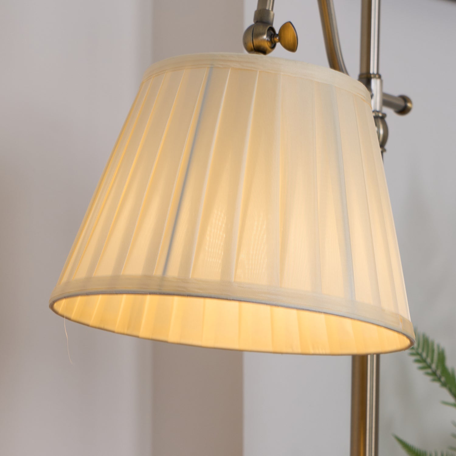 Katie Vintage Table Lamp - Letslighting