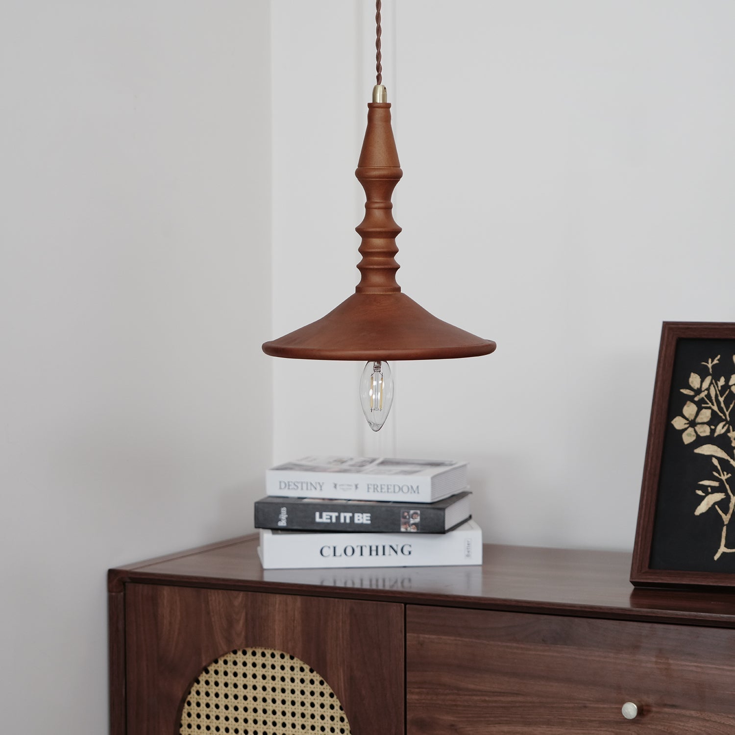 Iraeiel Vintage Minimalist Wooden Pendant Light - Letslighting