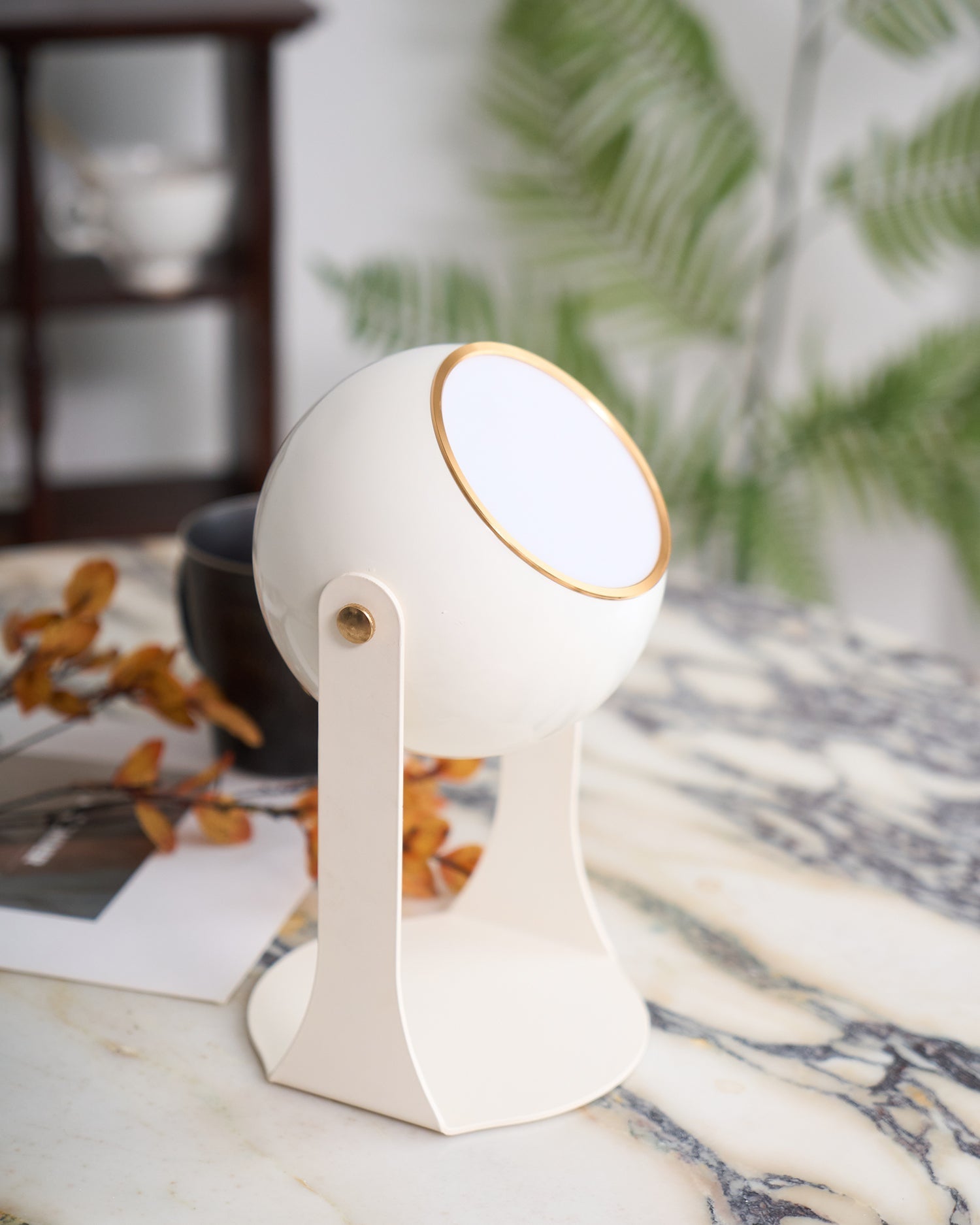 Lumonet Acrylic Minimalist Table Lamp - Letslighting