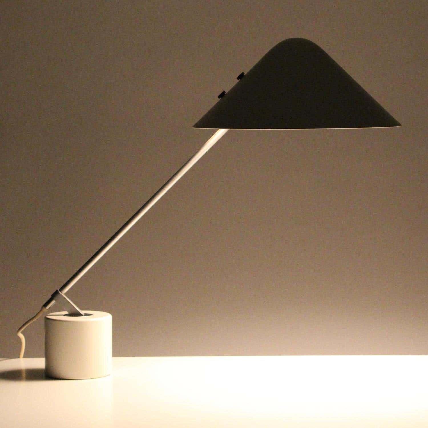 Calyx Small Hat Table Lamp - Letslighting
