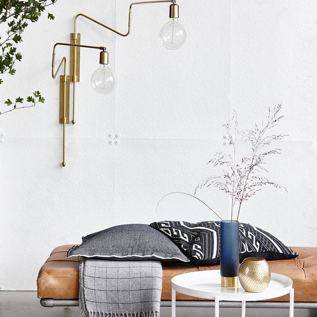 Elsoreth Modern Minimalist Swing Wall Lamp - Letslighting