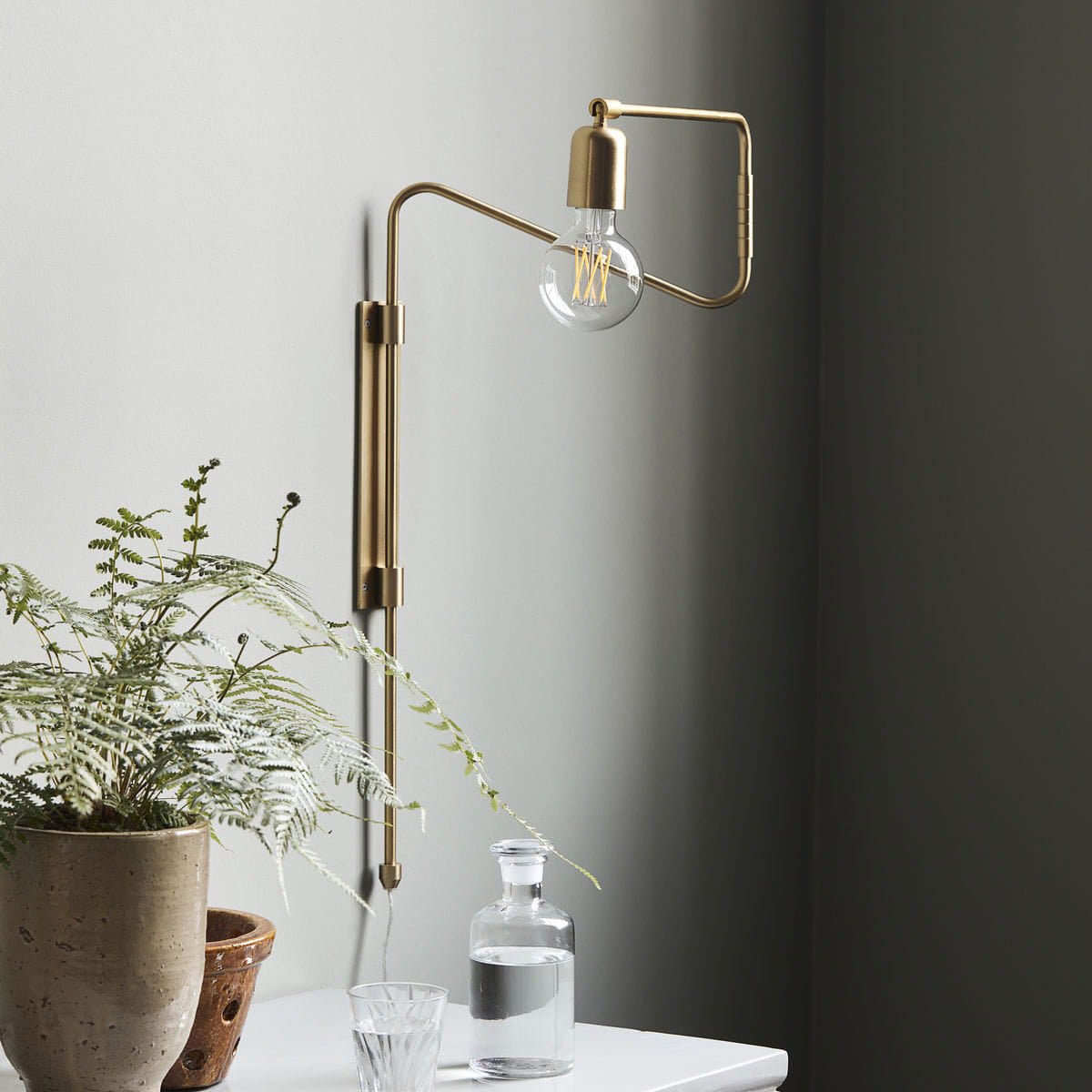 Elsoreth Modern Minimalist Swing Wall Lamp - Letslighting