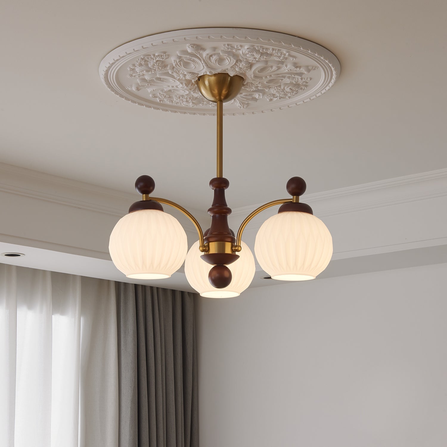 Vedoror Traditional Classic Orb Wood Glass Chandelier - Letslighting