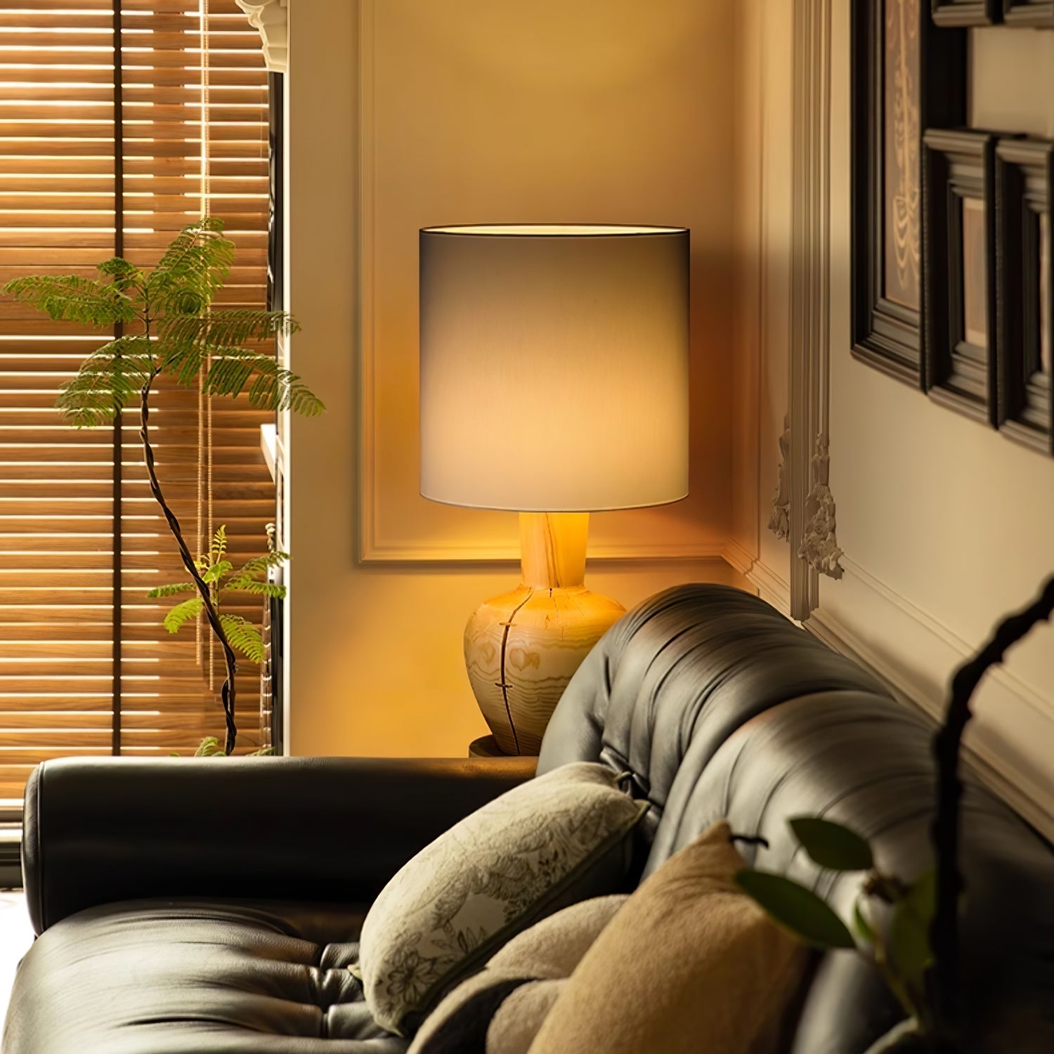 Ulvinir Wooden Table Lamp - Letslighting