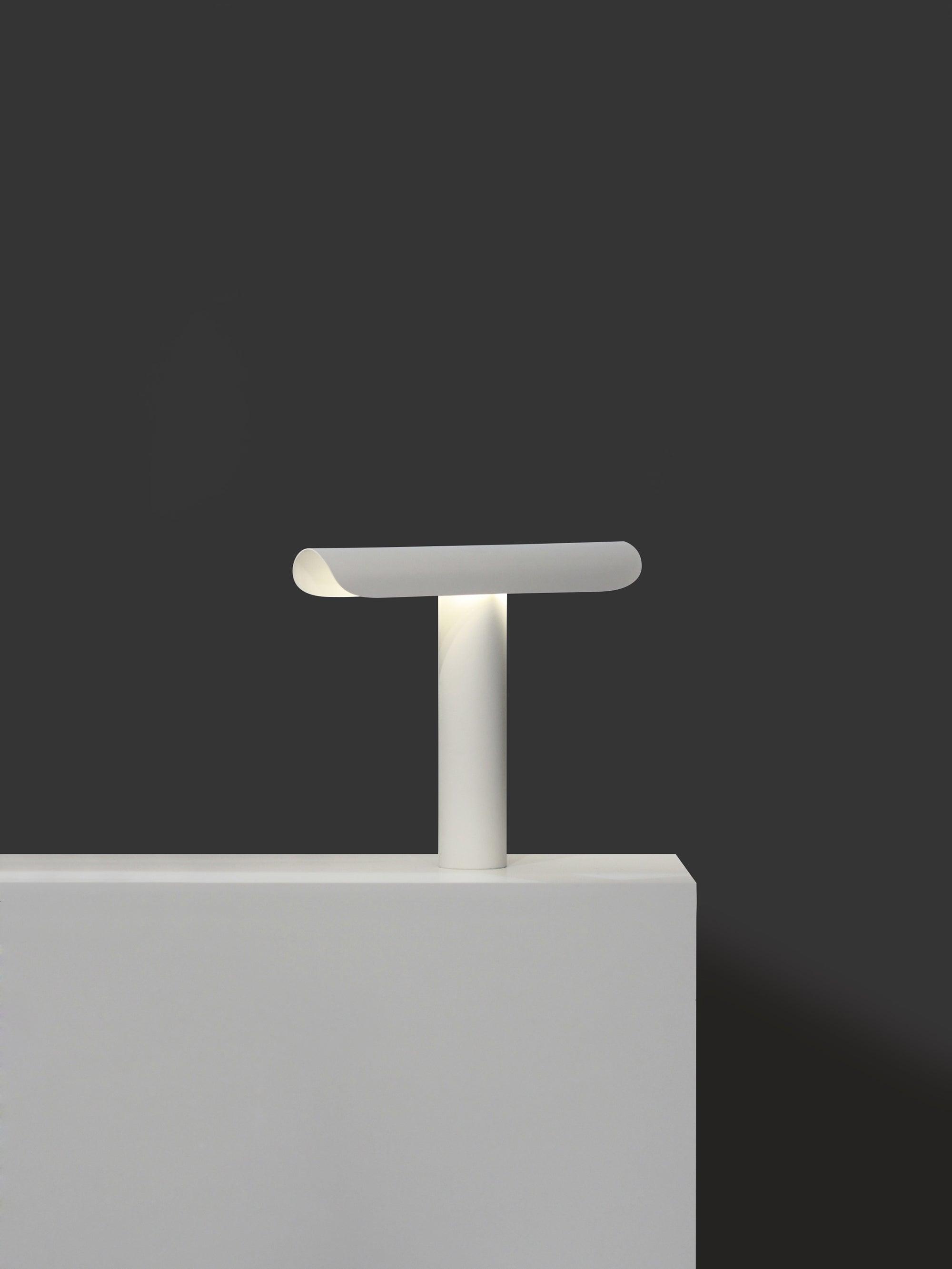 Zenice Minimalist Table Lamp - Letslighting