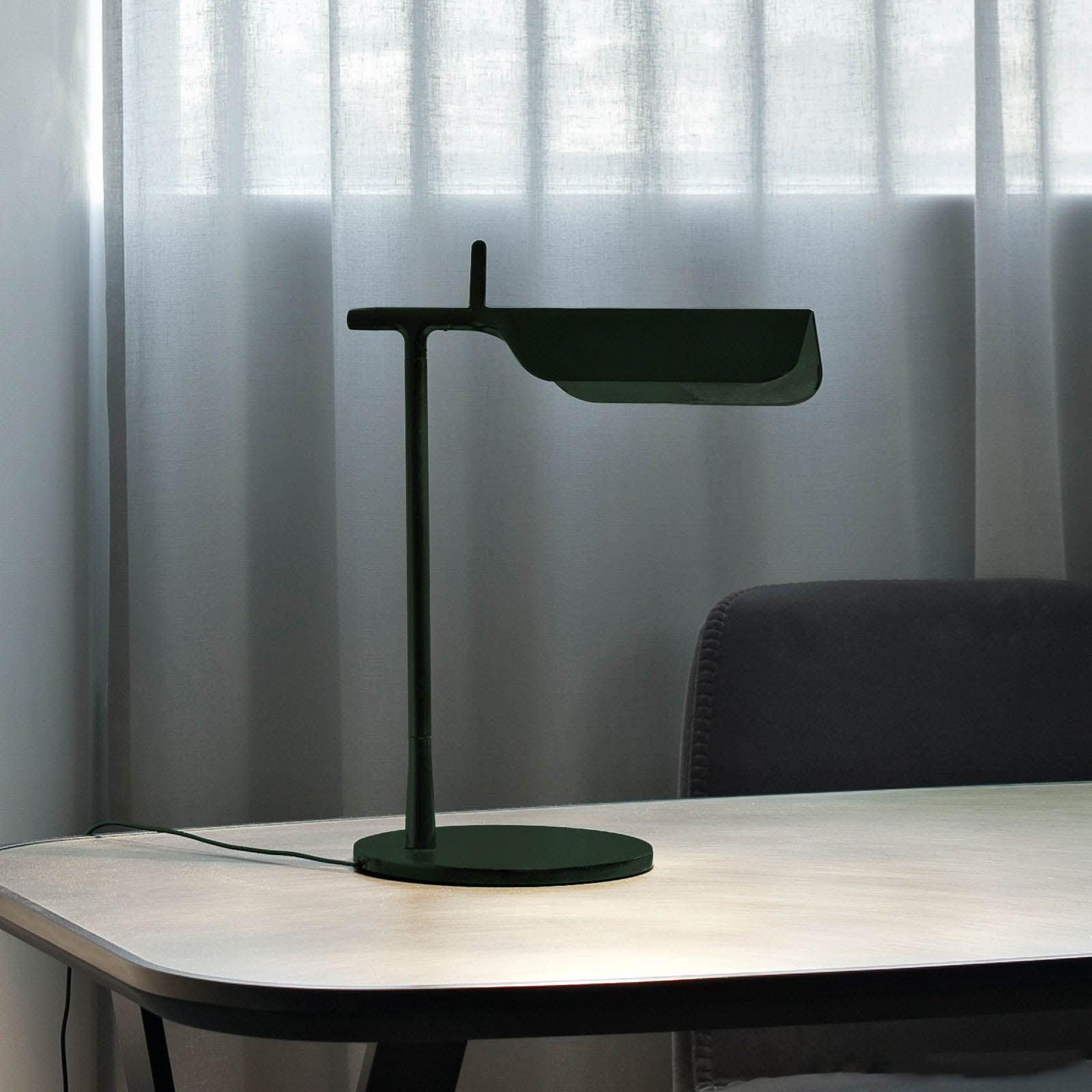 Axil Acrylic Minimalist Table Lamp - Letslighting