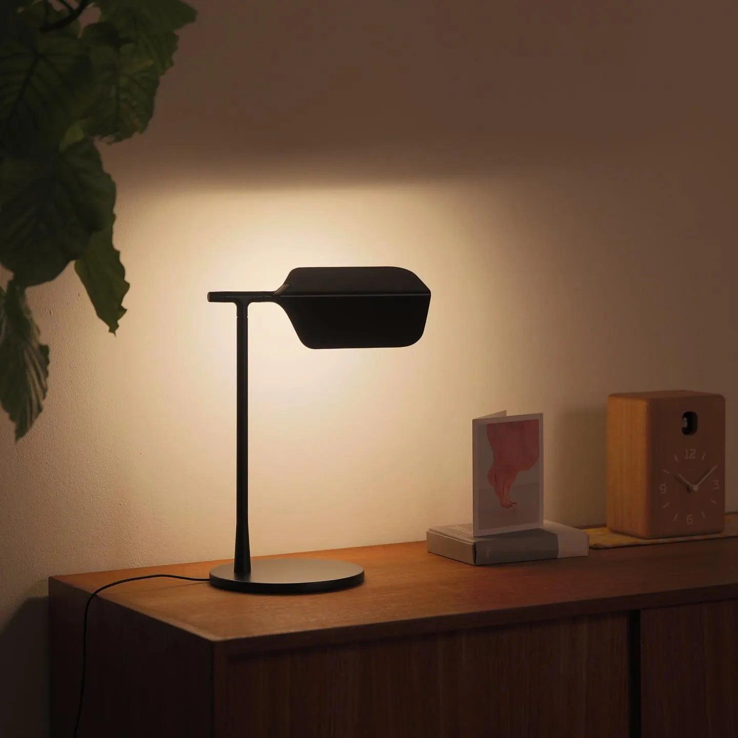 Axil Acrylic Minimalist Table Lamp - Letslighting