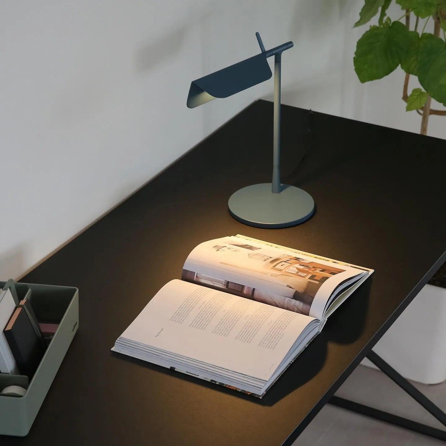 Axil Acrylic Minimalist Table Lamp - Letslighting