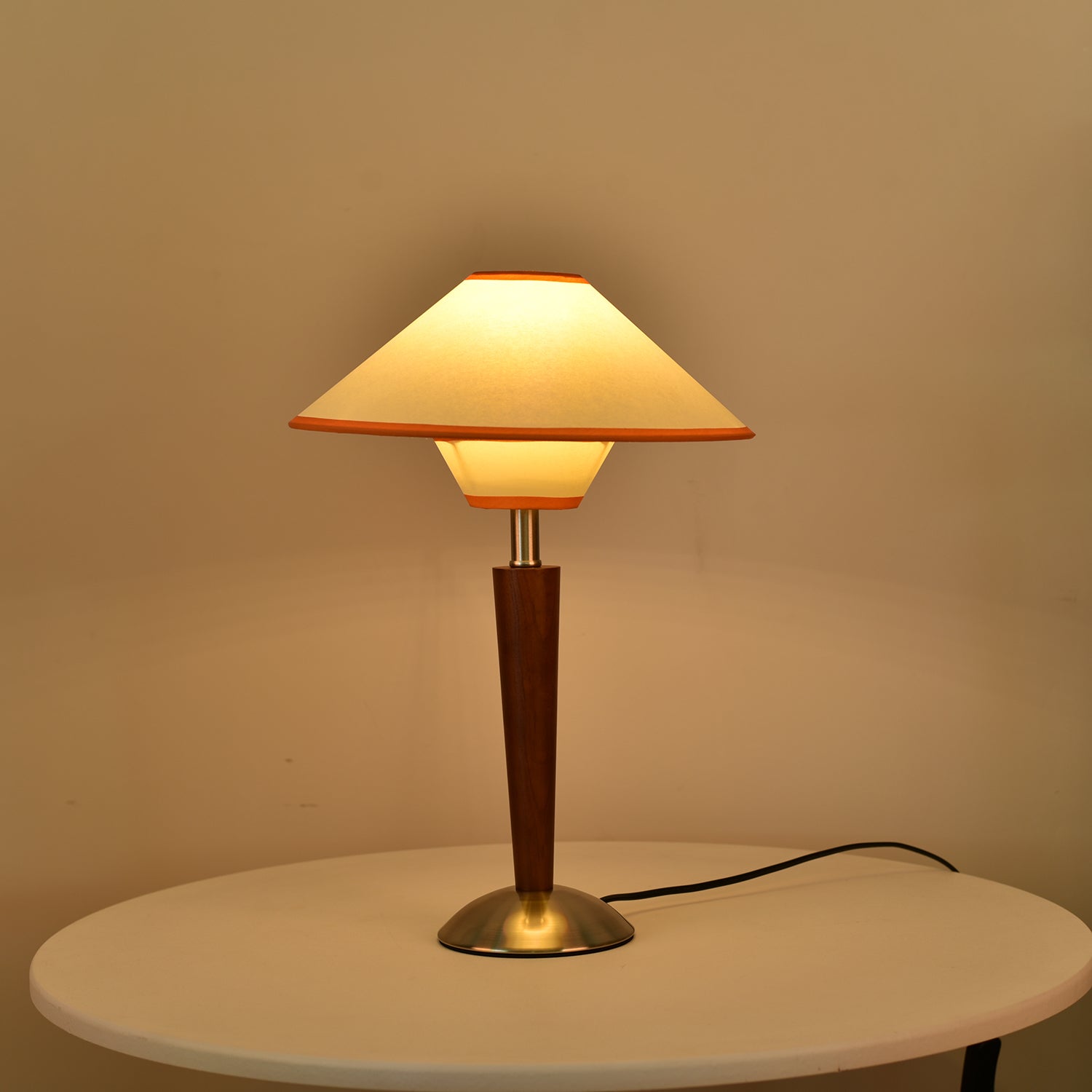 Lustra Table Lamp Talonwood - Letslighting
