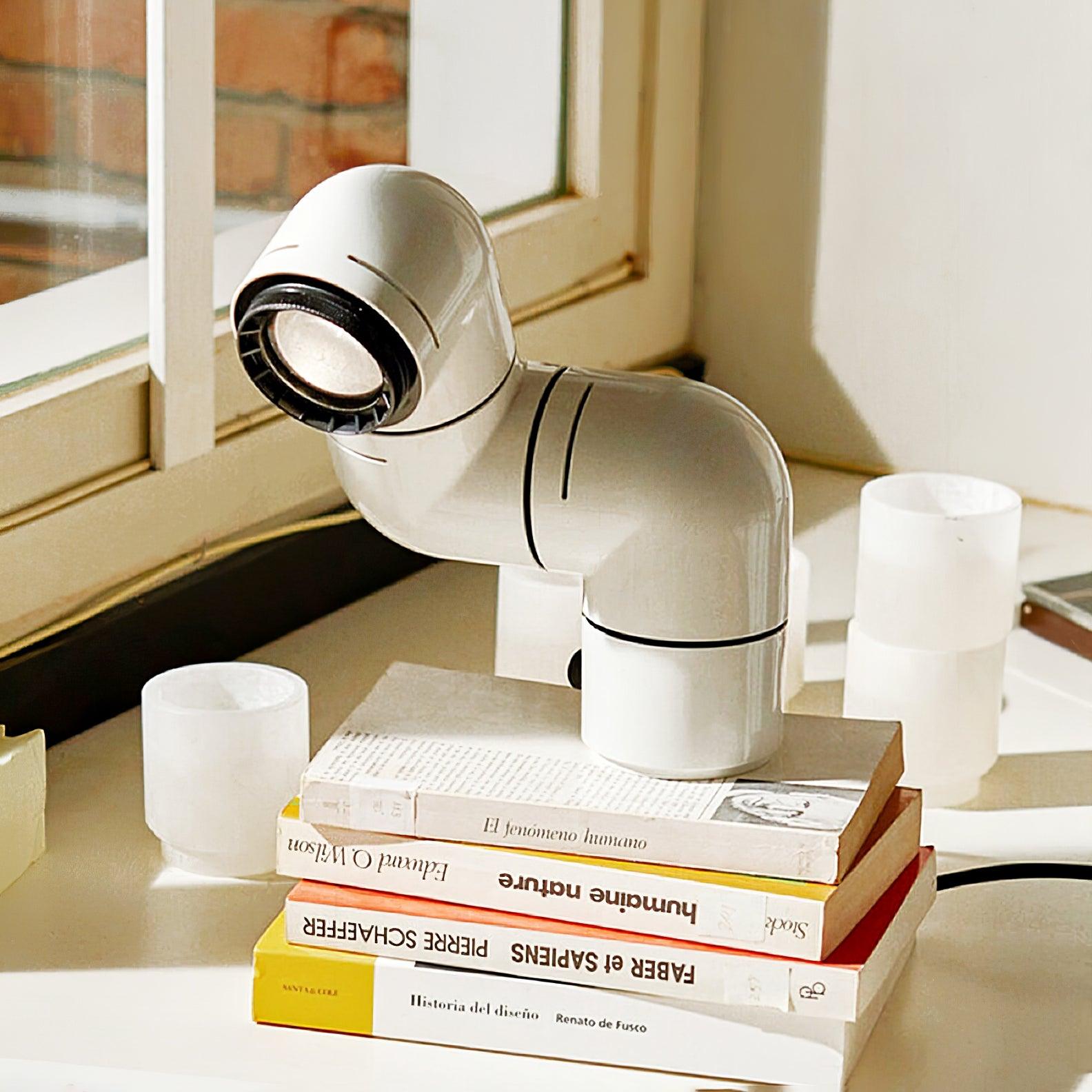 Liorain Resin Playful Table Lamp - Letslighting