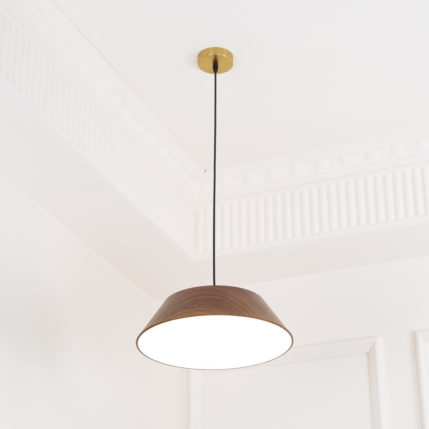 Novain Wood Grain Pendant Light - Letslighting