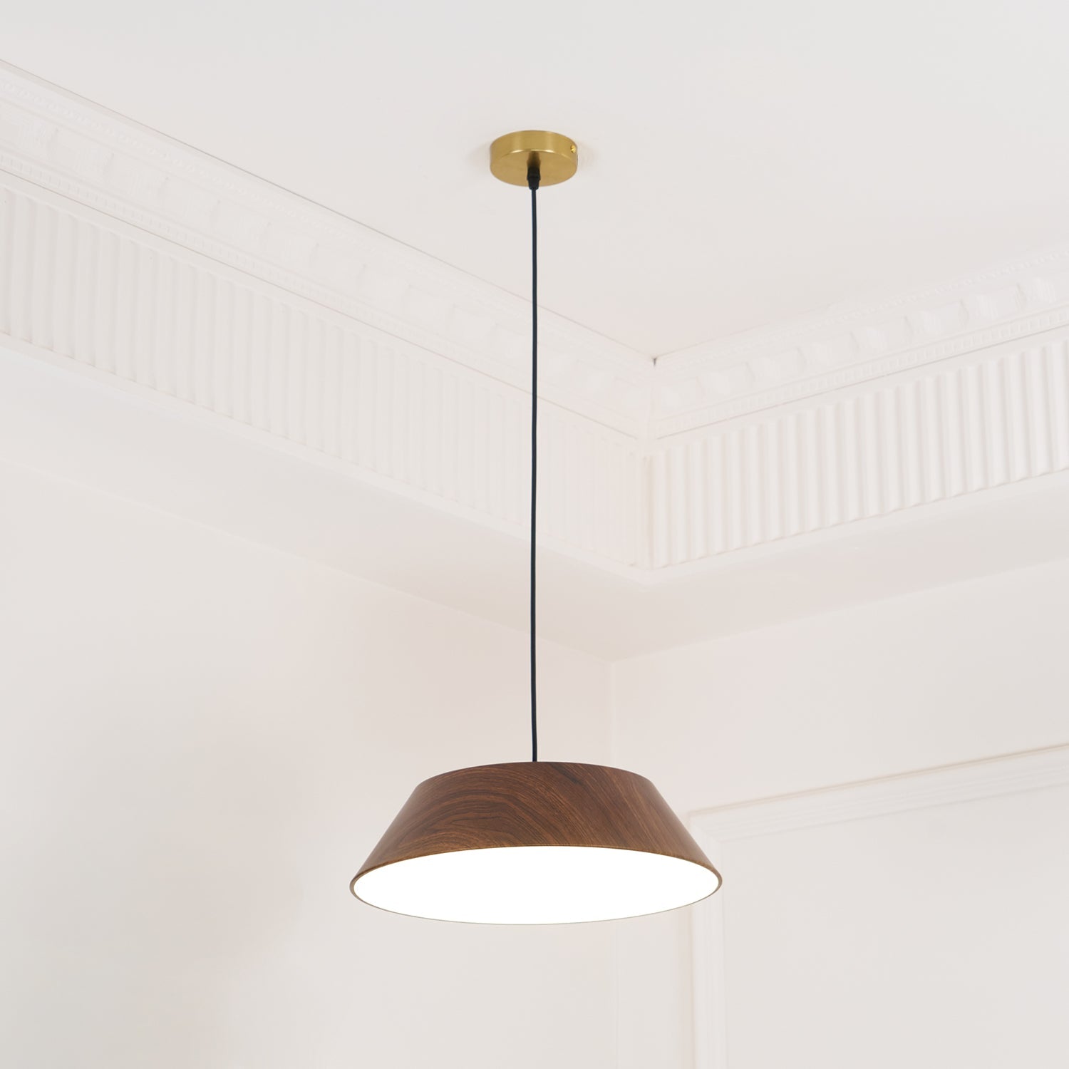 Novain Wood Grain Pendant Light - Letslighting