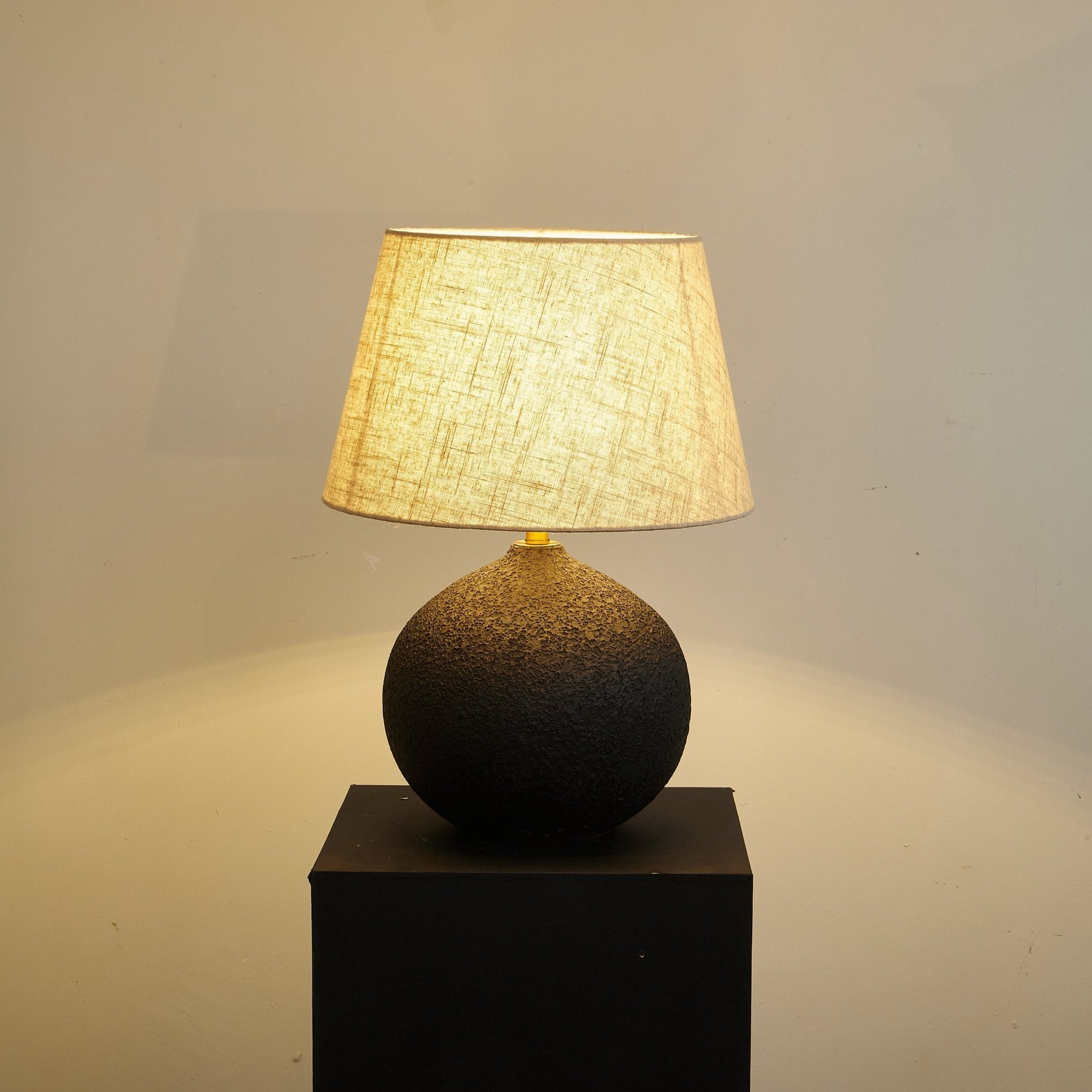 Serena Modern Table Lamp - Letslighting