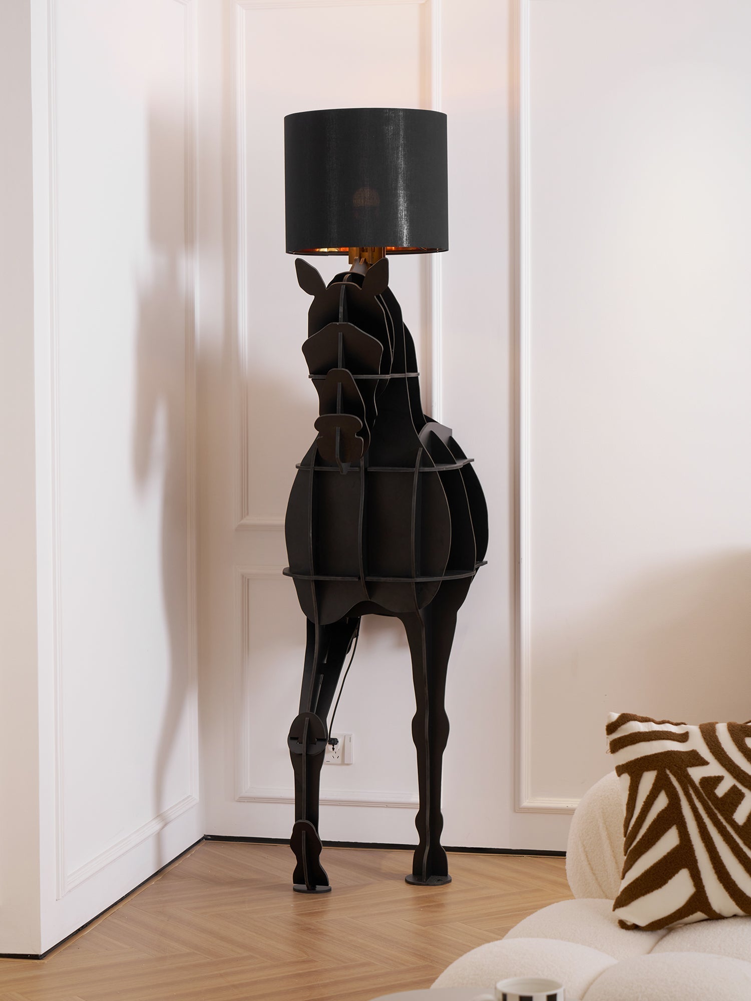 Zothaara Horse-shaped Floor Lamp - Letslighting