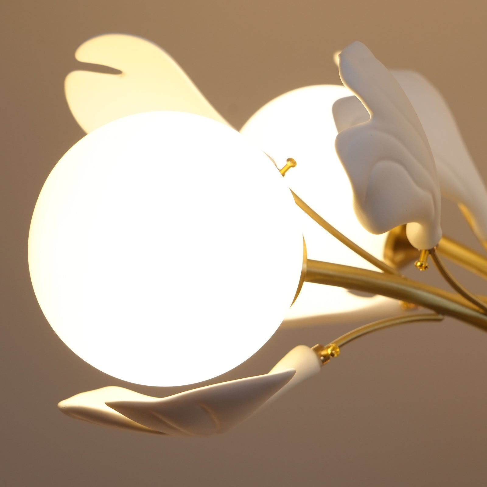 Lustra Chandelier Ginkgo Leaf Brass Ceramic Glass - Letslighting