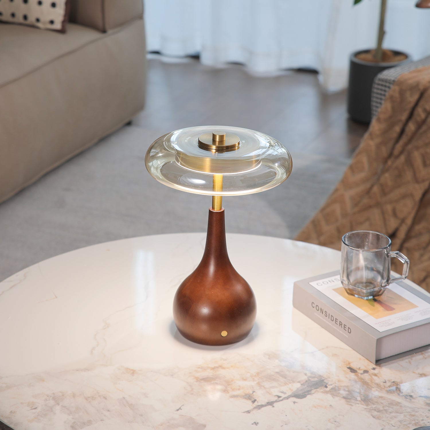 Solance Wood Vintage Table Lamp - Letslighting