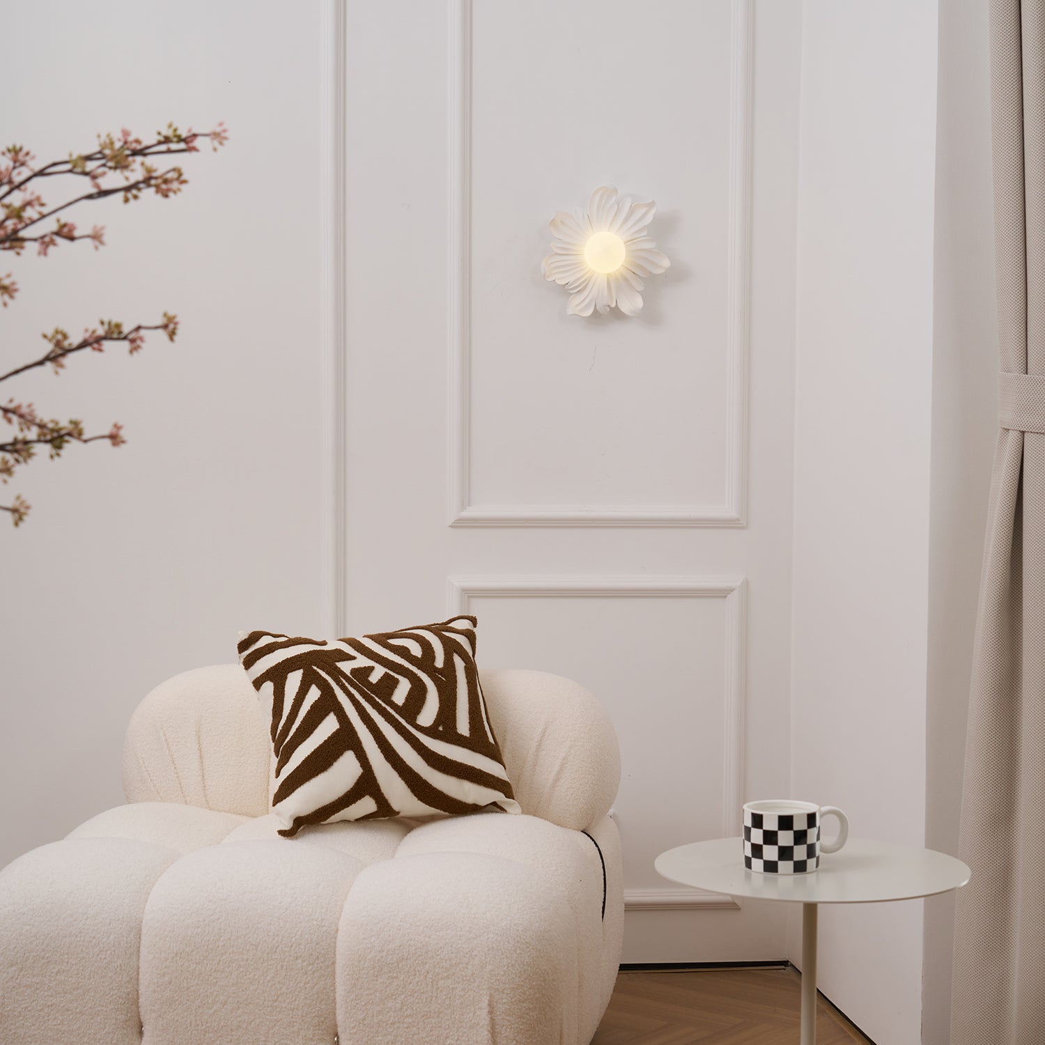 Tina Flower Wall Lamp - Letslighting