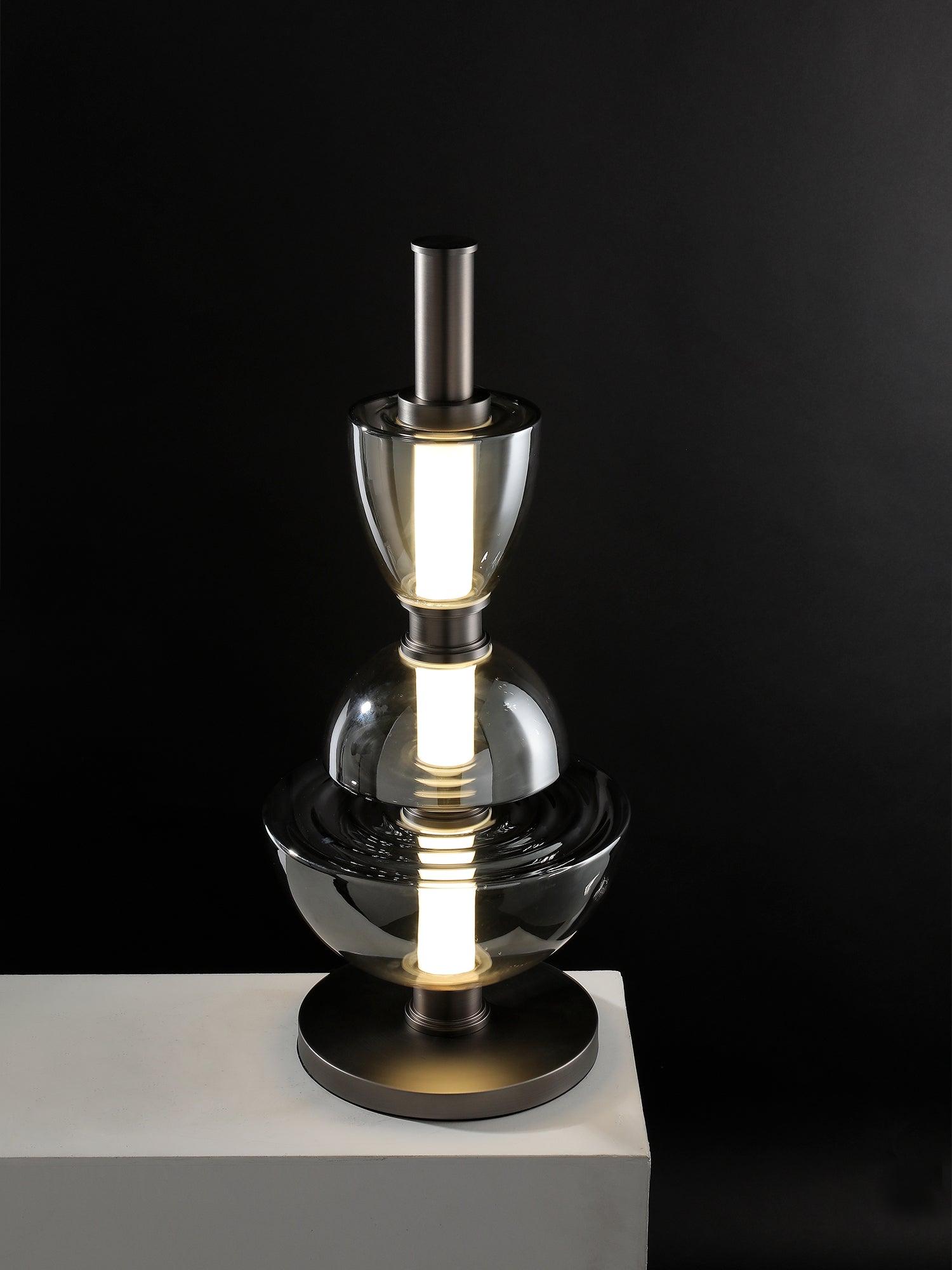 Ivthaarae Glass Table Lamp - Letslighting