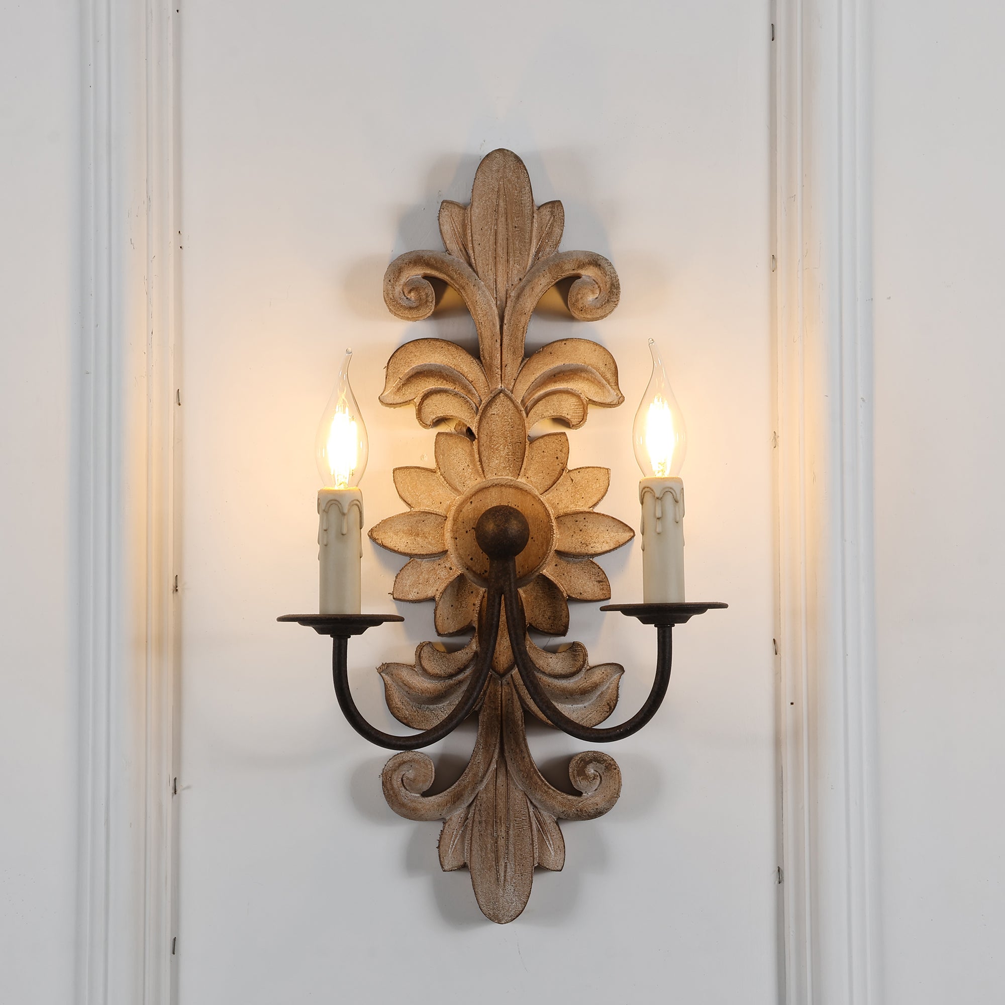Vadora Postmodern Luxury Sconce Wall Lamp - Letslighting